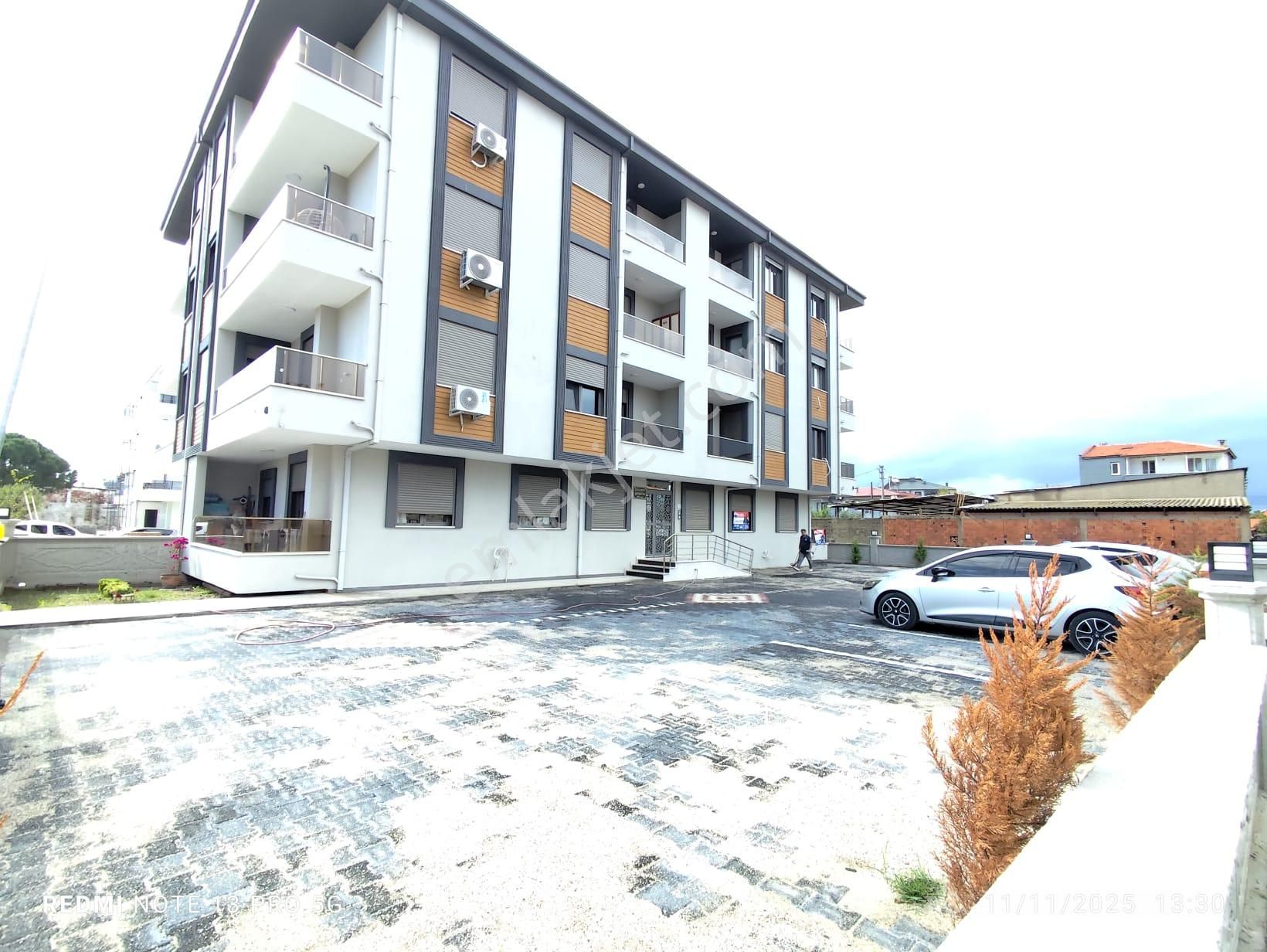 Ayvalık Altınovada 3 Katlı Binanın 1.katı: 2+1 Sıfır Lüks Daire - Görsel 2