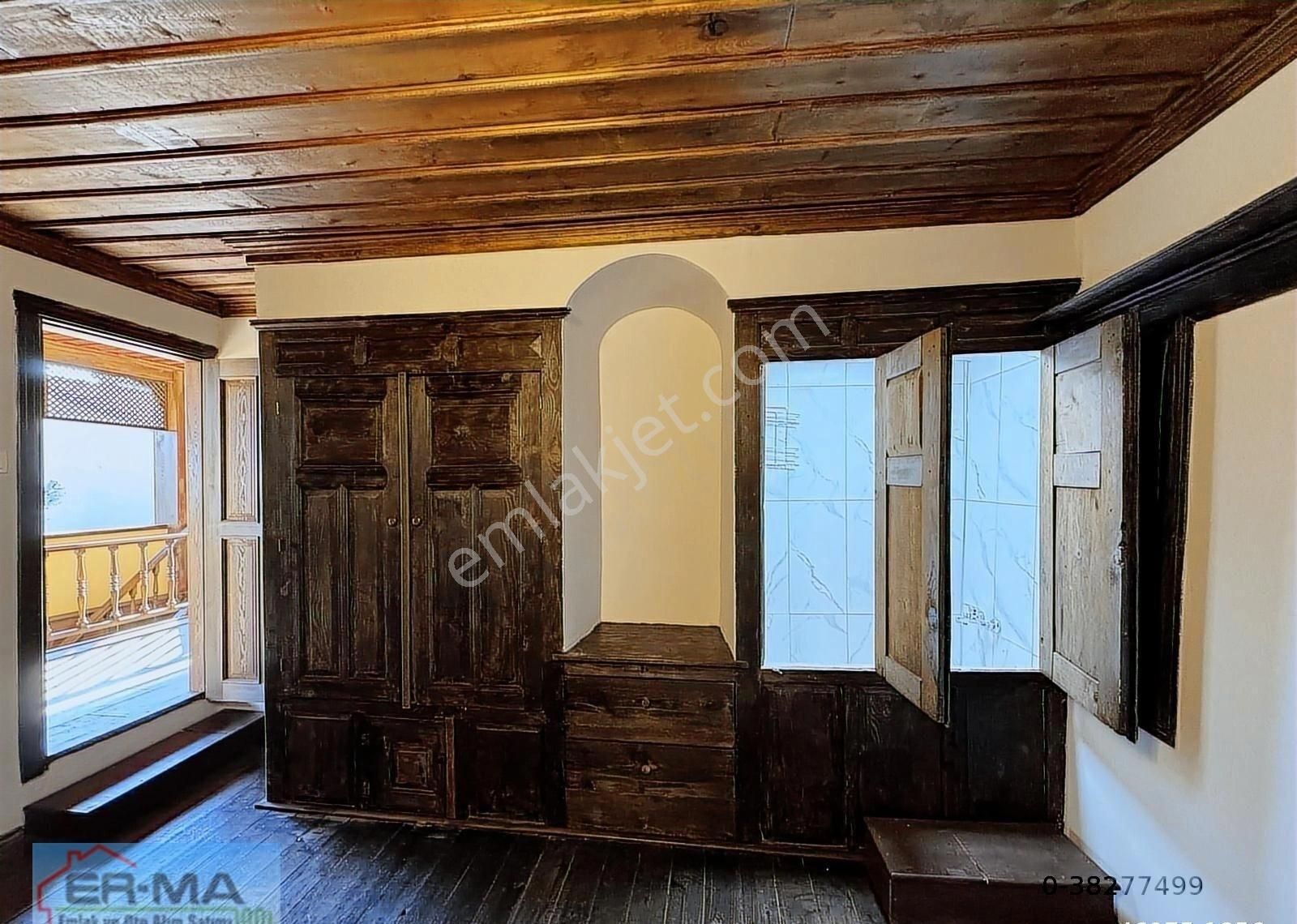 Kula'da Yeni Restore Edilmiş 280 M2 Arsa Üstünde Tarihi Konak - Görsel 22