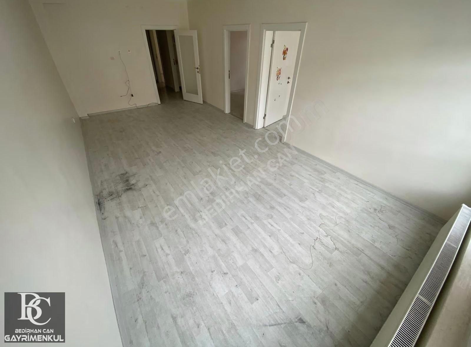 Bedirhan'dan Çekirge Cadde Üzeri Katta Ön Cephe - Görsel 11