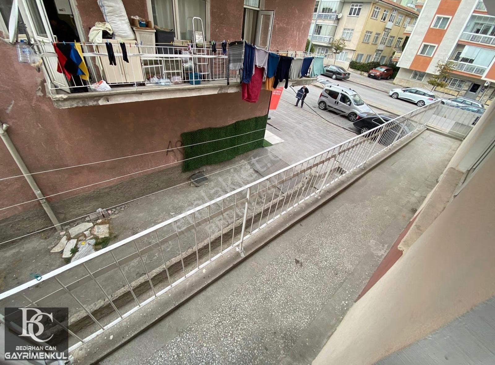 Bedirhan'dan Çekirge Cadde Üzeri Katta Ön Cephe - Görsel 10