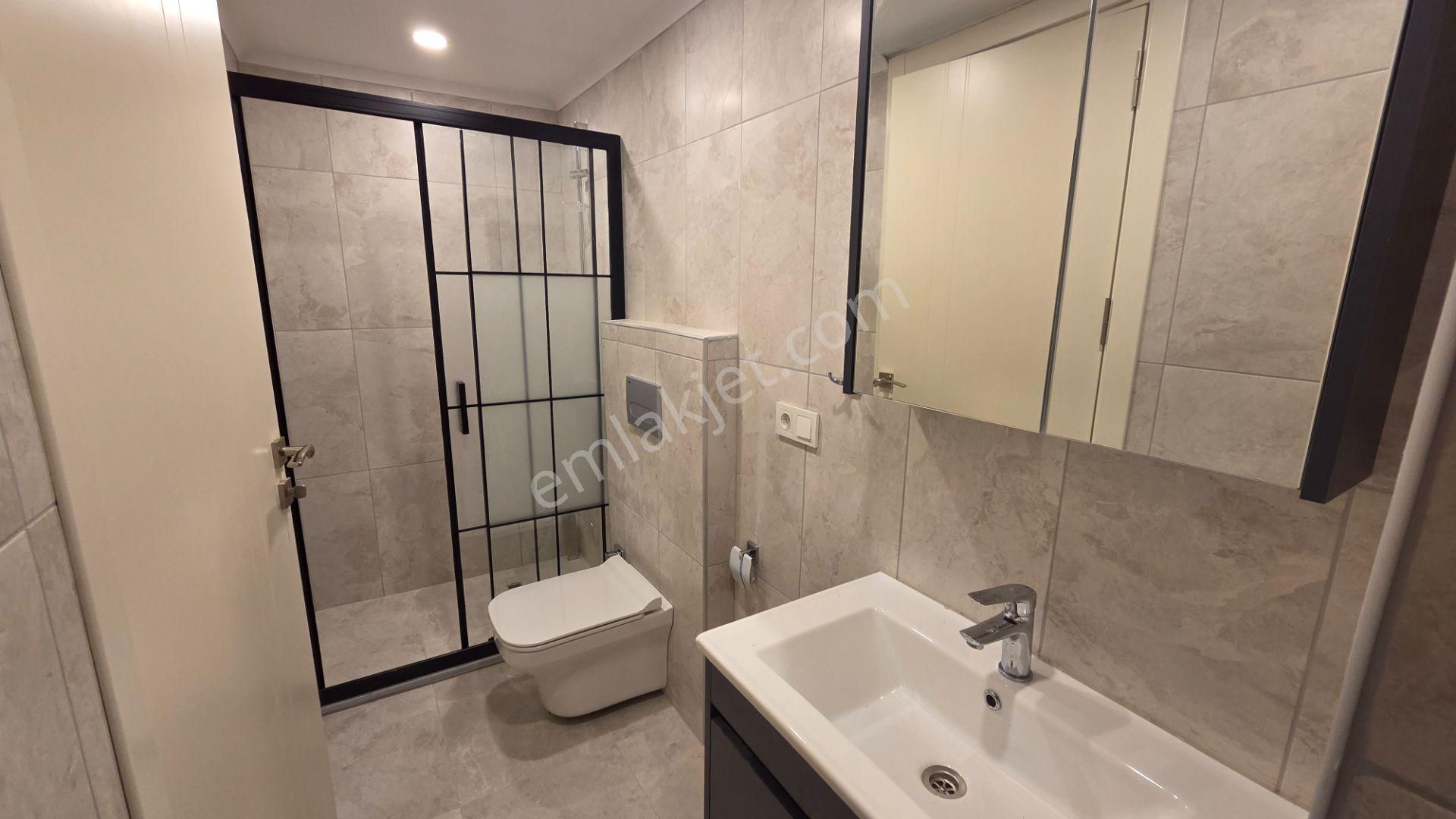 Selimiye & Karlık Bayırı Sokak’ta, Deniz Manzaralı Yüksek Giriş 2+1 - Görsel 11