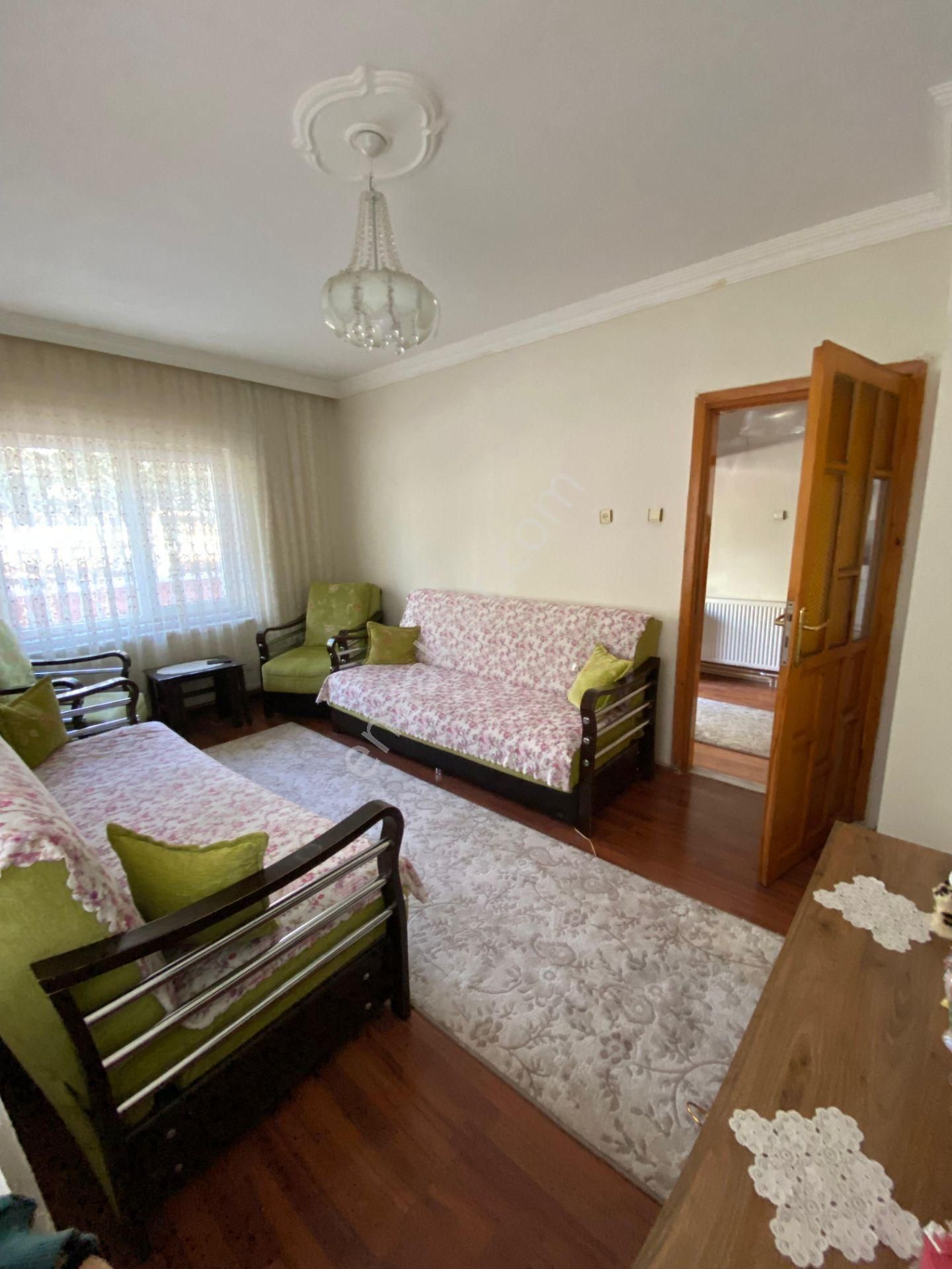 Ereğlinin Merkezinde 2 Katlı Müstakil Ev - Görsel 23