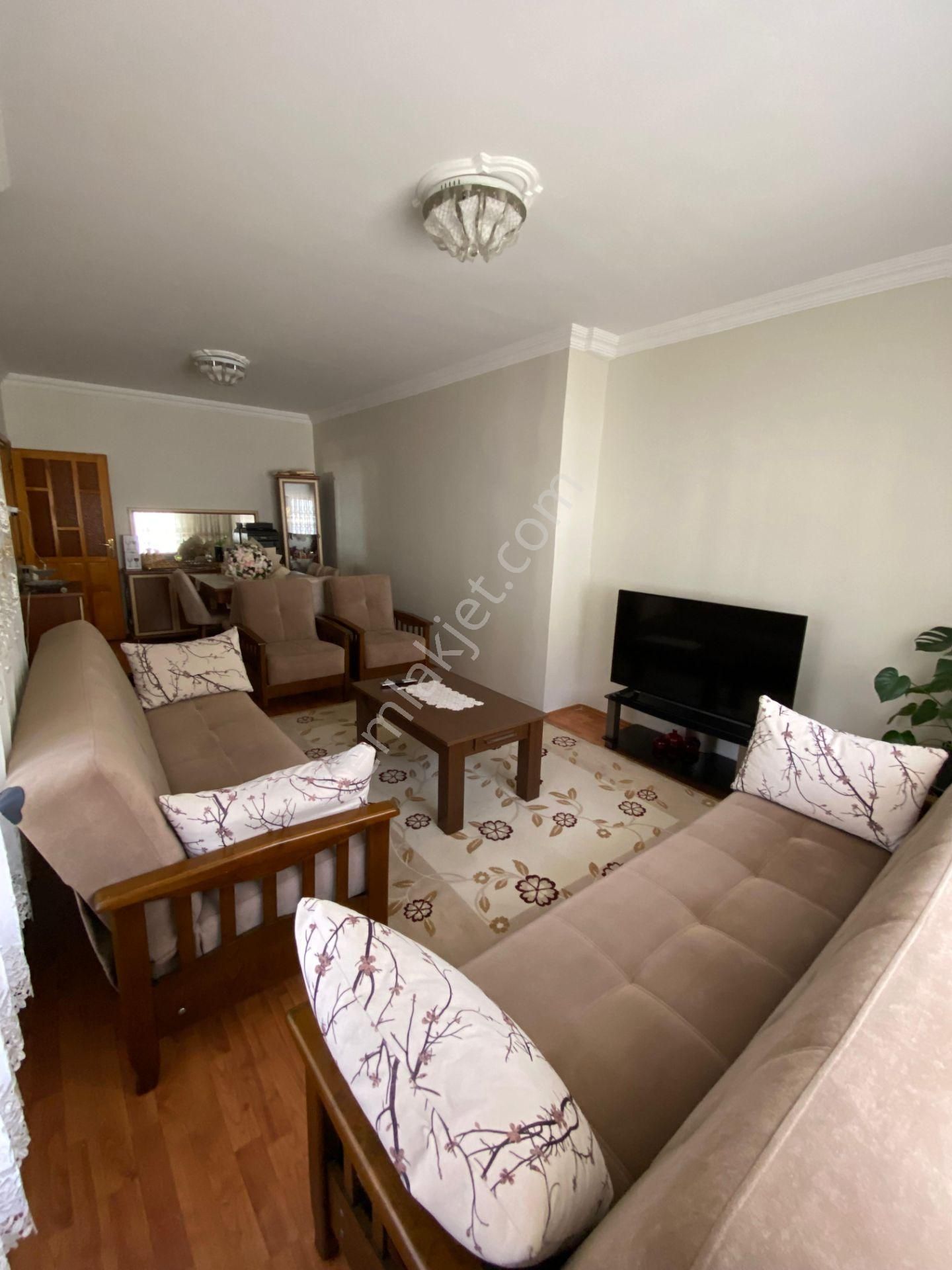 Ereğlinin Merkezinde 2 Katlı Müstakil Ev - Görsel 21