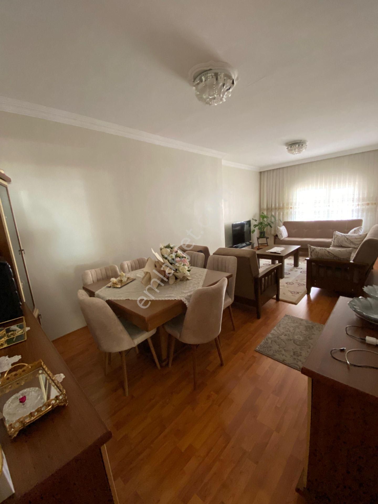 Ereğlinin Merkezinde 2 Katlı Müstakil Ev - Görsel 19