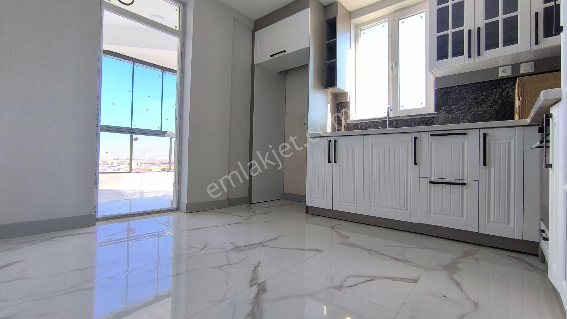Senaemlaktan Yenkent Katlarda Fullyapılı Sıfır 3+1 Cam Balkonul Satılık Direler - Görsel 9