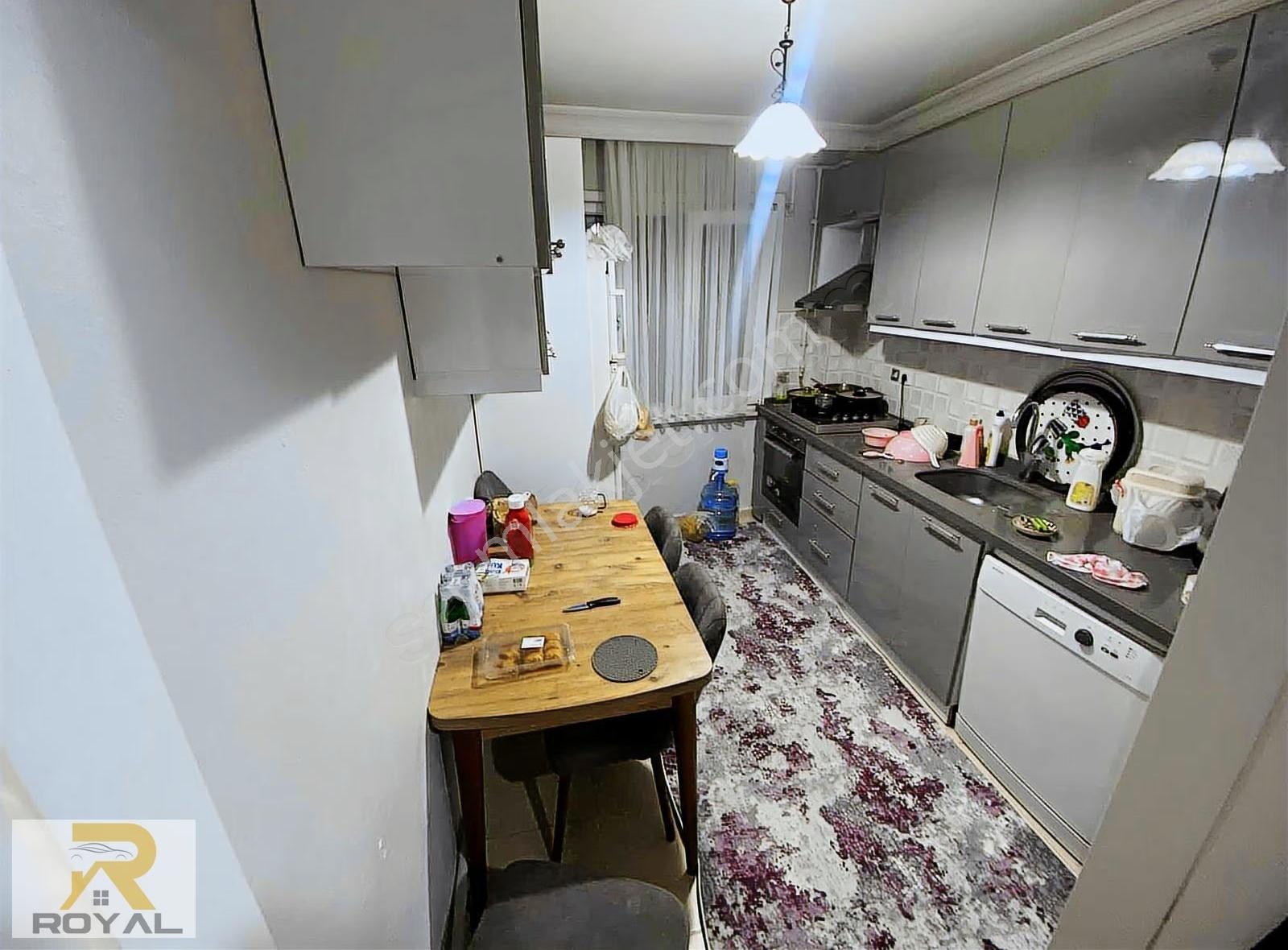 Gültepe Mahallesinde 2+1 Geniş Kullanışlı Daire - Görsel 4
