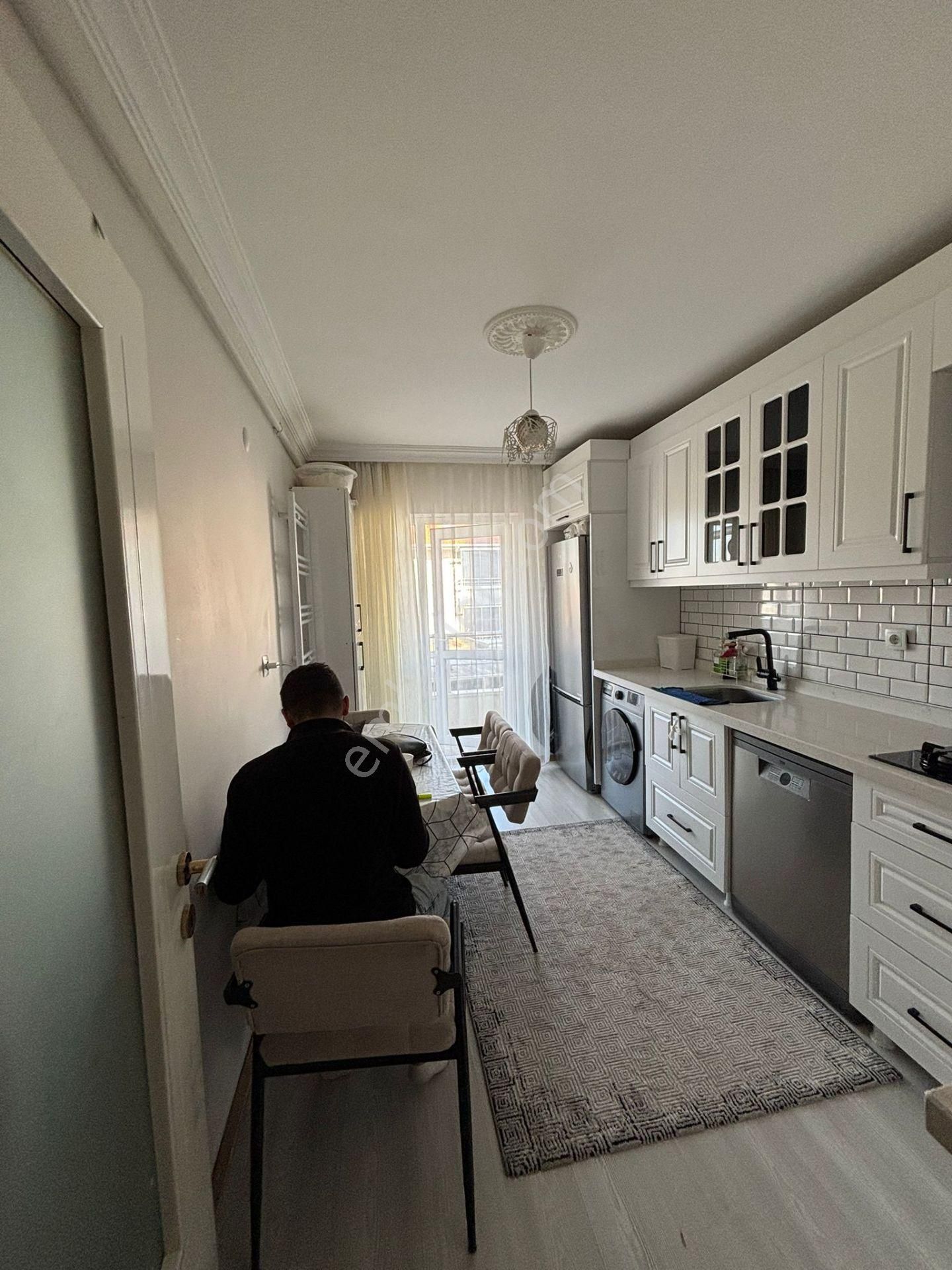 Tandoğan'da Buhara Caddesine Yakın Konumda 3+1 Bağımsız Ara Katta Full+full Yapılı Daireeeeeeeeeeeee - Görsel 3