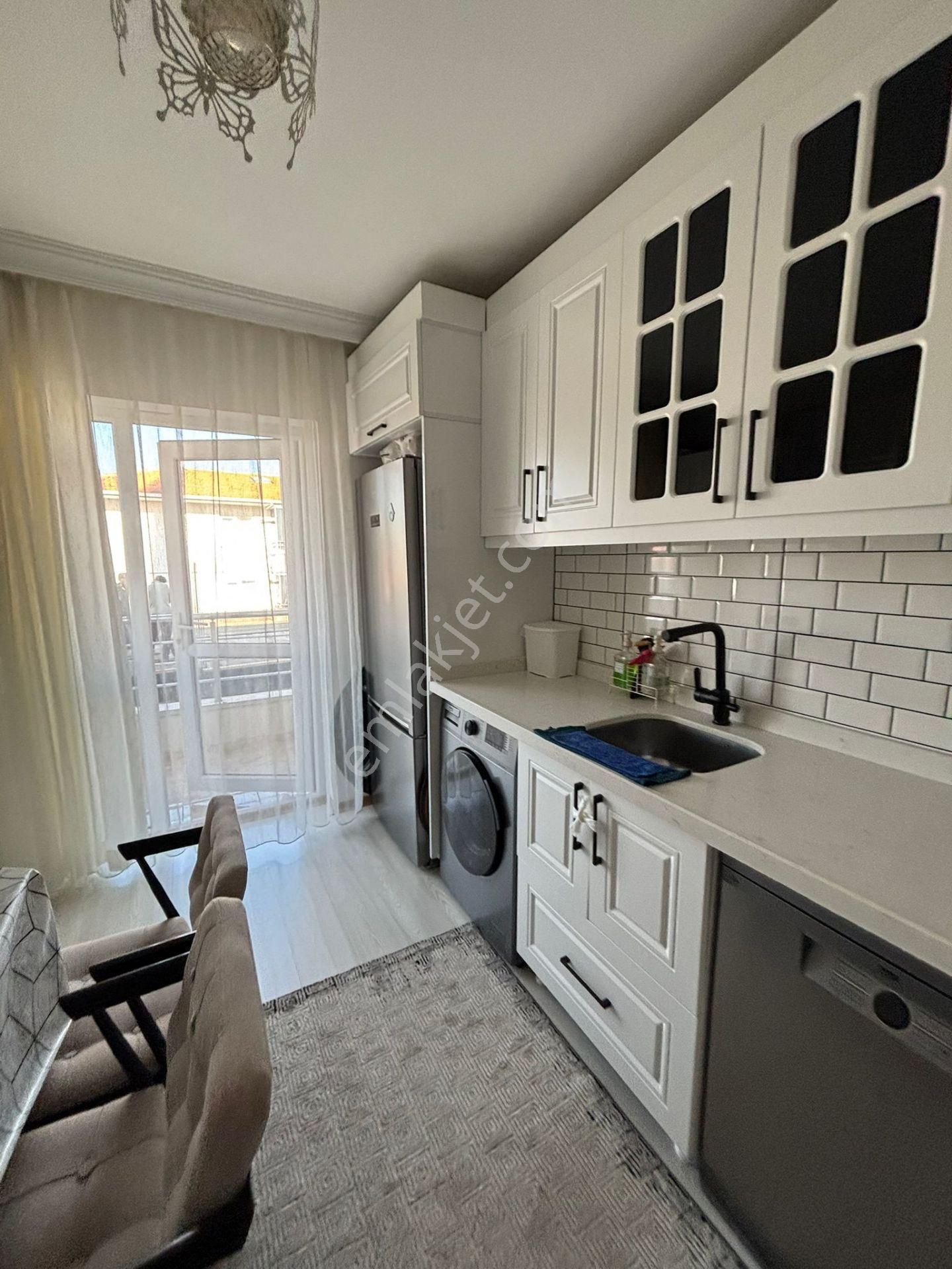 Tandoğan'da Buhara Caddesine Yakın Konumda 3+1 Bağımsız Ara Katta Full+full Yapılı Daireeeeeeeeeeeee - Görsel 4