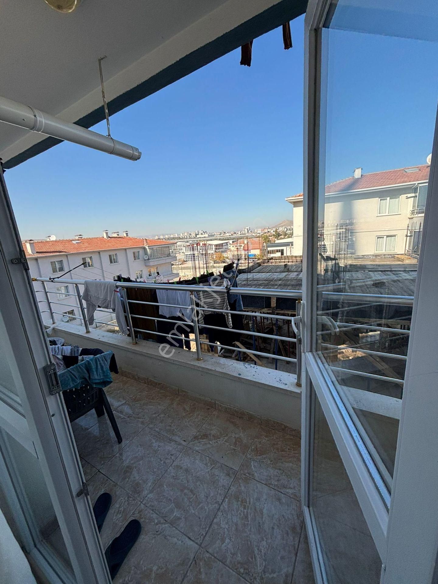 Tandoğan'da Buhara Caddesine Yakın Konumda 3+1 Bağımsız Ara Katta Full+full Yapılı Daireeeeeeeeeeeee - Görsel 15