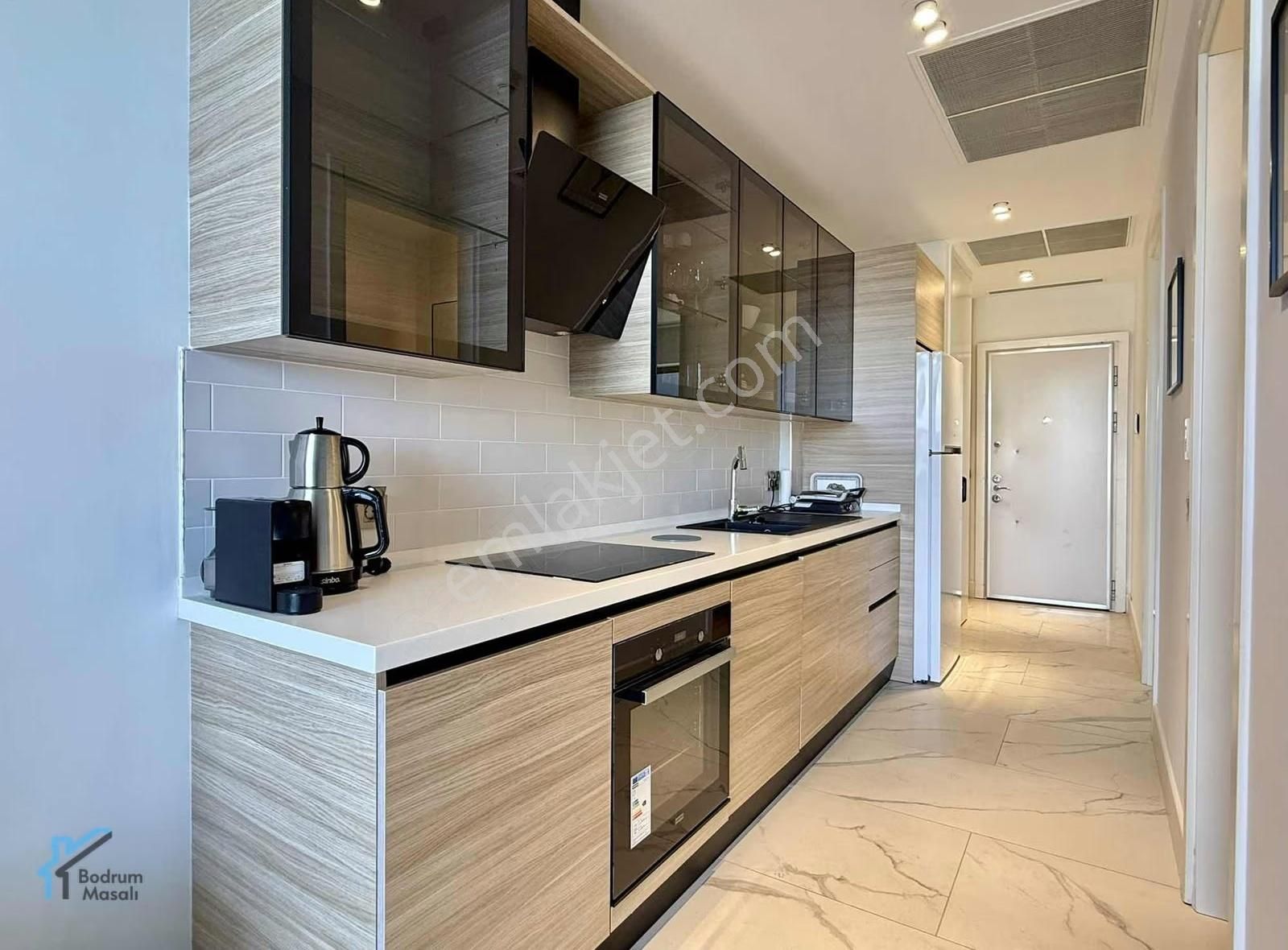 Tilkicik'te Varyap'ta Açık Deniz Manzaralı 1+1 Residence Dairesi - Görsel 14