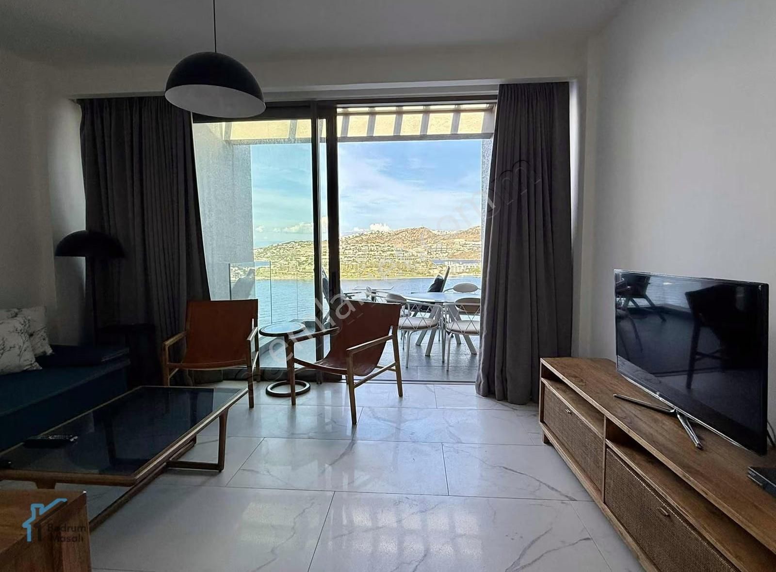 Tilkicik'te Varyap'ta Açık Deniz Manzaralı 1+1 Residence Dairesi - Görsel 7