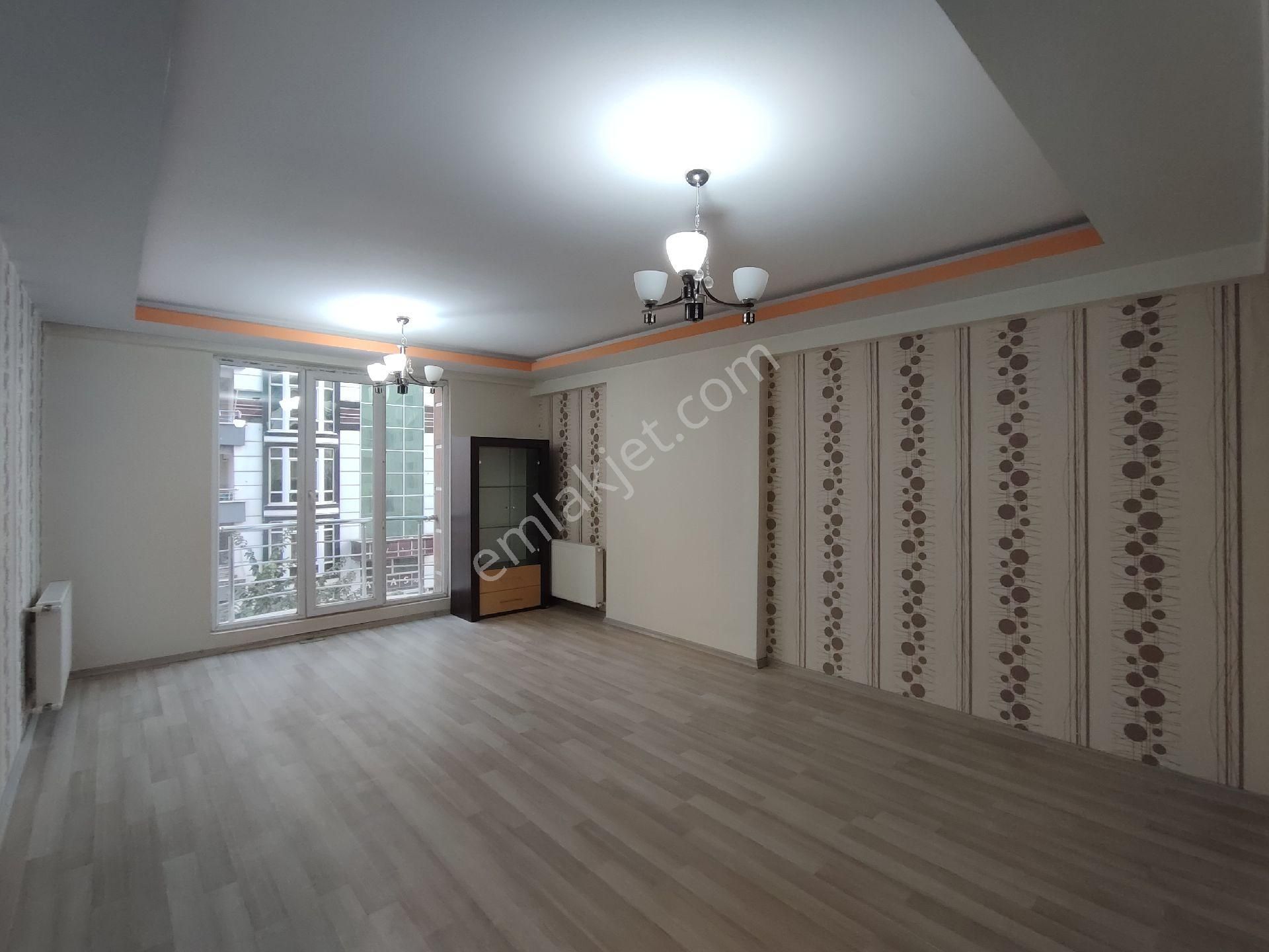 Cadde 17 Emlaktan 3+1 Arakat - Görsel 2