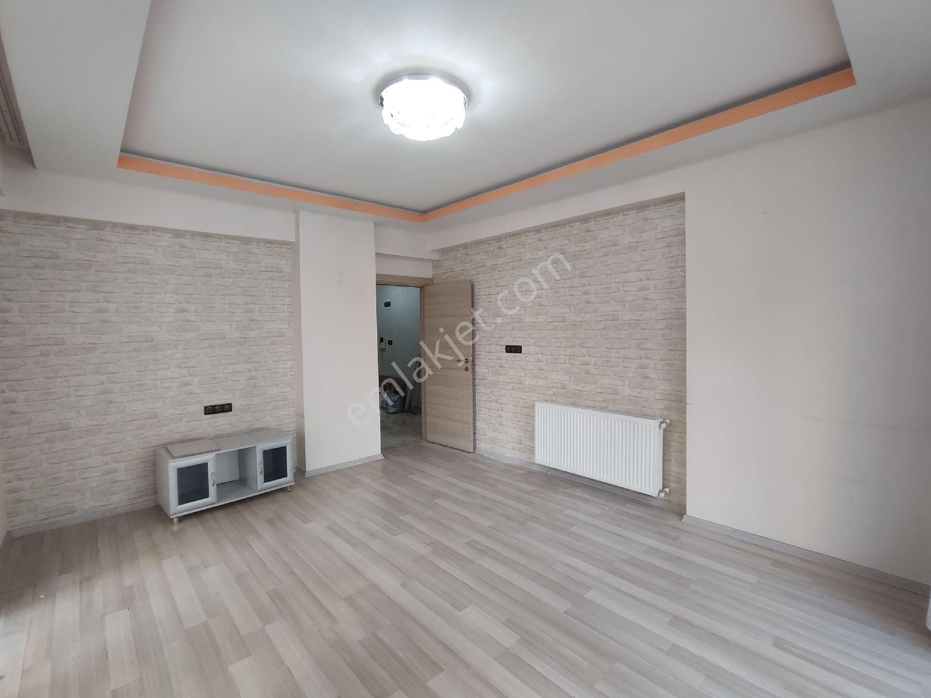 Cadde 17 Emlaktan 3+1 Arakat - Görsel 3