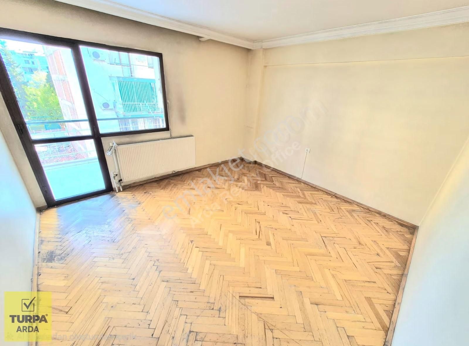 K.yaka Çarşı Yakını Asansörlü Otoparklı D.gazlı 3+1 150 M2 - Görsel 22