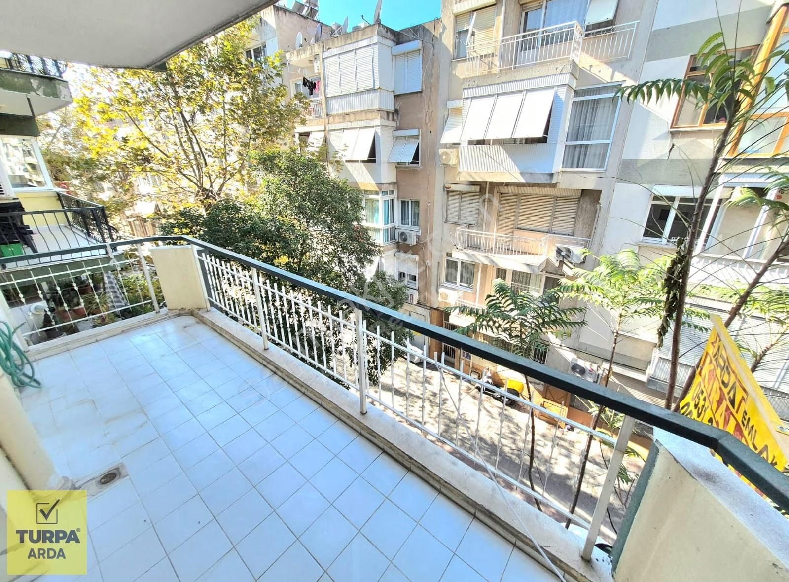 K.yaka Çarşı Yakını Asansörlü Otoparklı D.gazlı 3+1 150 M2 - Görsel 30