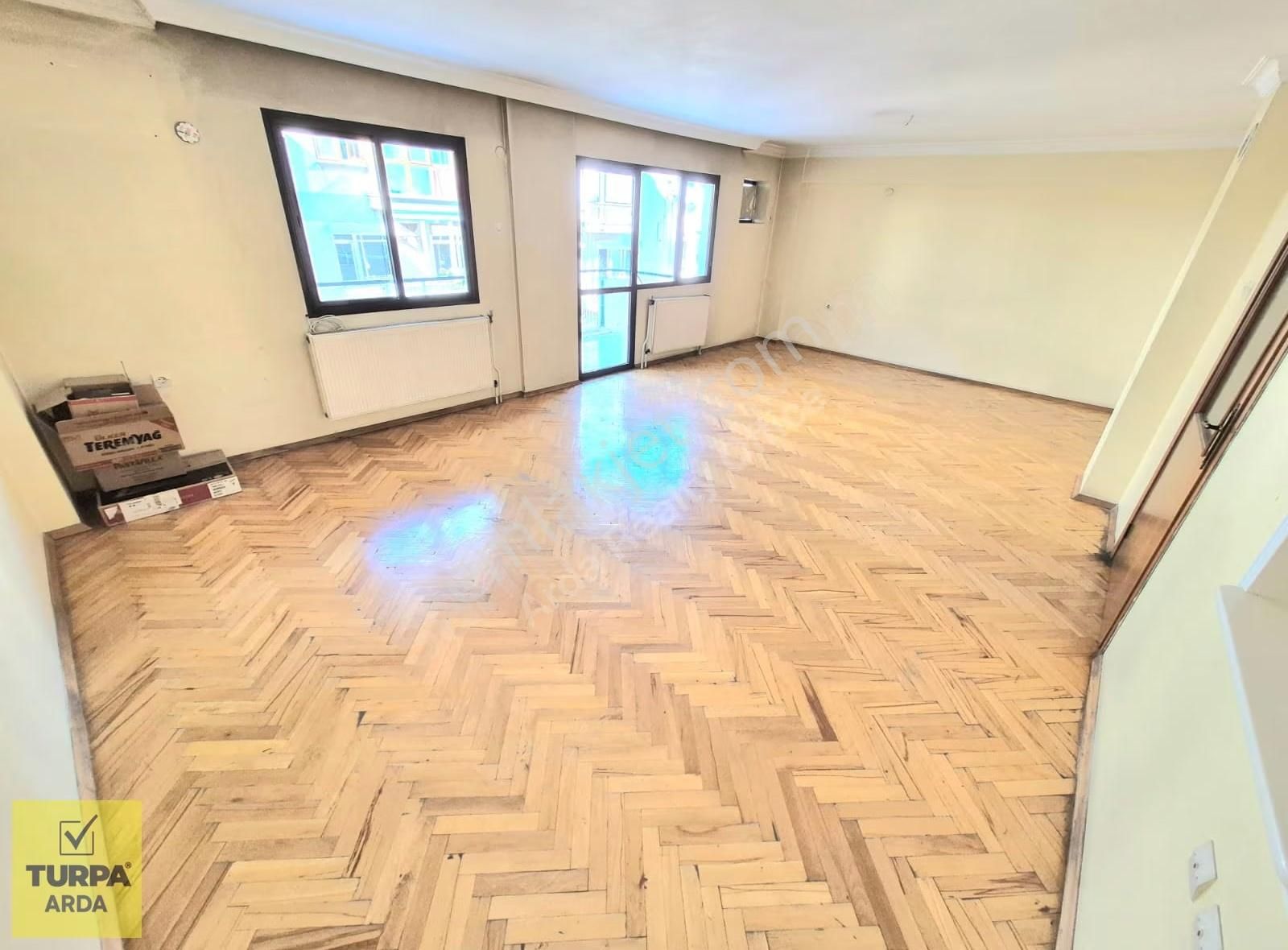 K.yaka Çarşı Yakını Asansörlü Otoparklı D.gazlı 3+1 150 M2 - Görsel 28