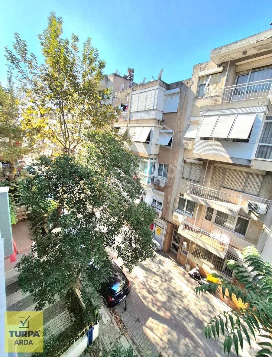 K.yaka Çarşı Yakını Asansörlü Otoparklı D.gazlı 3+1 150 M2 - Görsel 10
