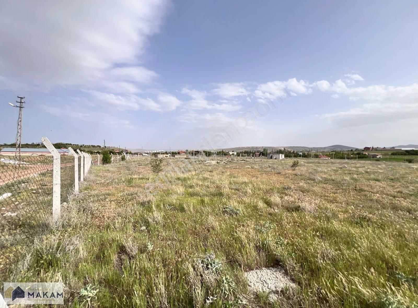 Çayırbağında Müstakil Tapulu Satılık 2.880m2 Bahçe - Görsel 2