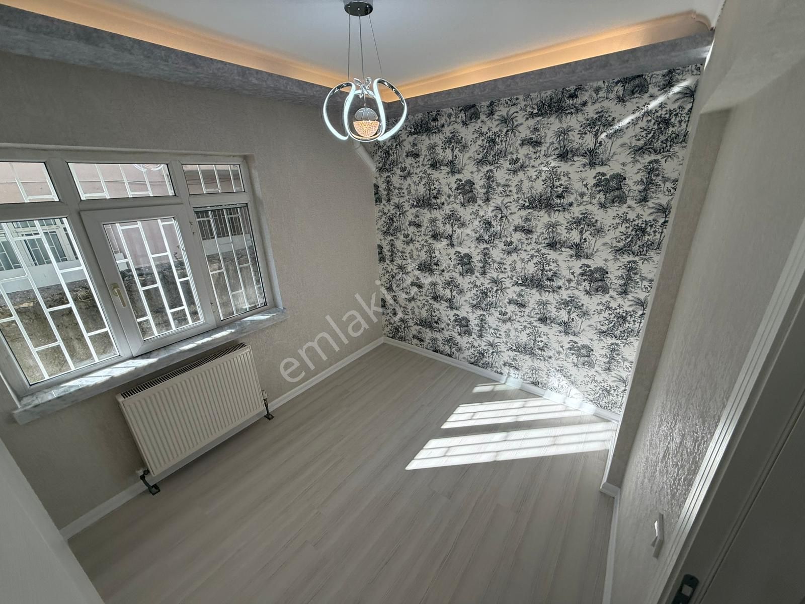 Bilgen Vatan'dan Tepebaşı'nda Cadde Yakını Megalüks Yapılı Giriş Kat Ön Cephe Satılık 3+1 Daire - Görsel 12