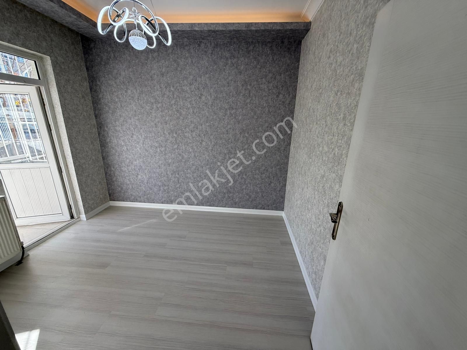 Bilgen Vatan'dan Tepebaşı'nda Cadde Yakını Megalüks Yapılı Giriş Kat Ön Cephe Satılık 3+1 Daire - Görsel 17