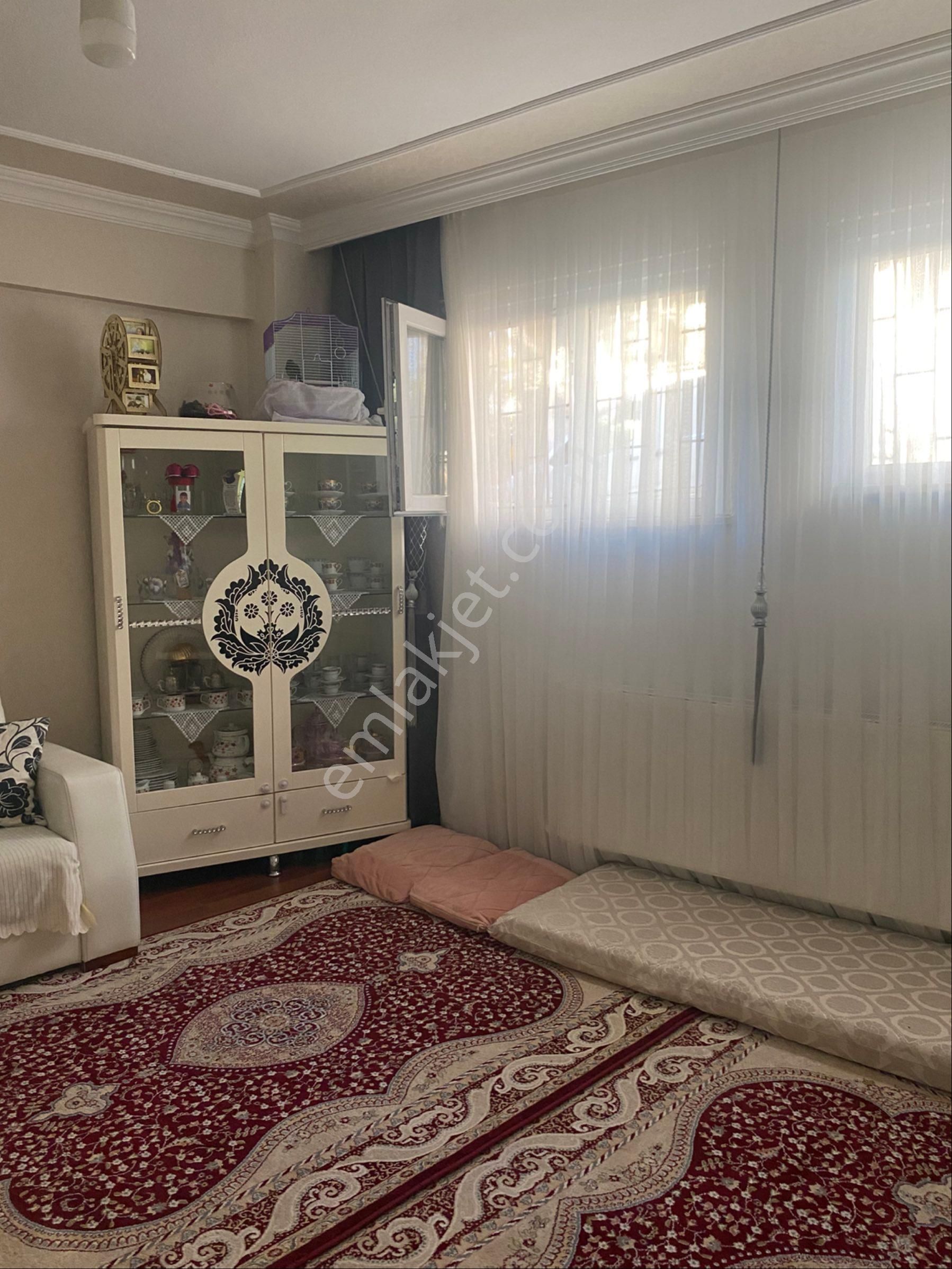 Sevgi Emlak’tan Satılık Yarı Bodrum 2+1 85 M Kullanışlı - Görsel 2