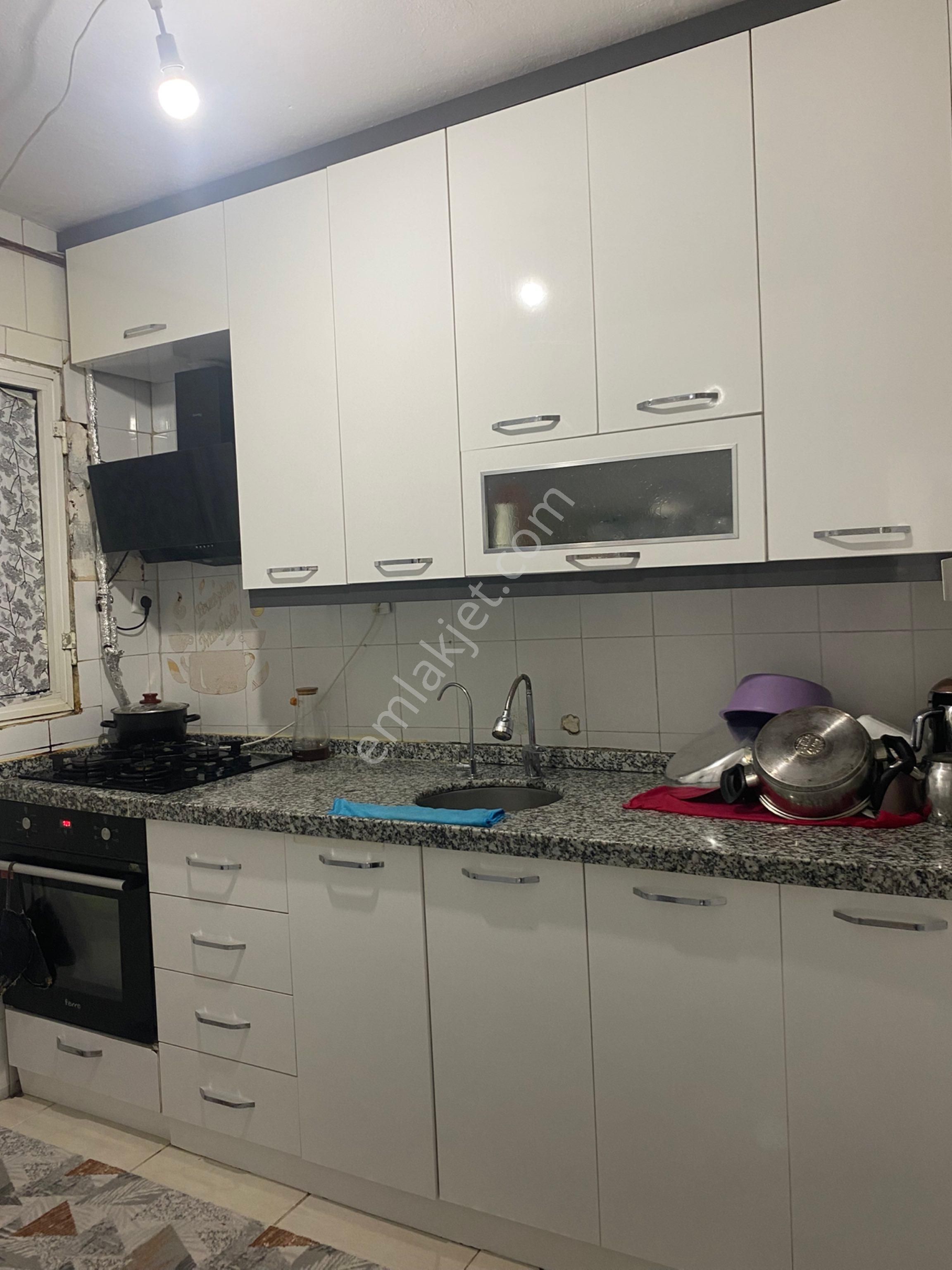 Sevgi Emlak’tan Satılık Yarı Bodrum 2+1 85 M Kullanışlı - Görsel 17