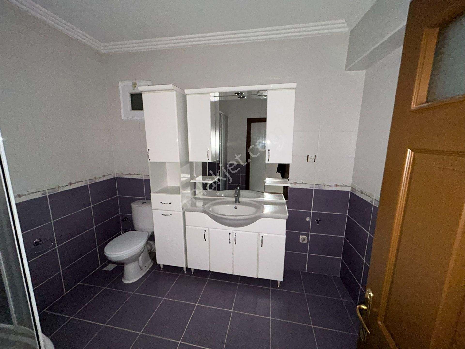 Cihan Emlak - Kiralık Paşabayırda Geniş Metrajlı 3+1 Daire - Görsel 30