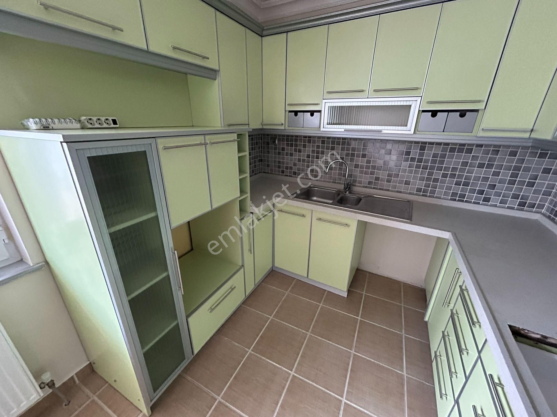 Cihan Emlak - Kiralık Paşabayırda Geniş Metrajlı 3+1 Daire - Görsel 24