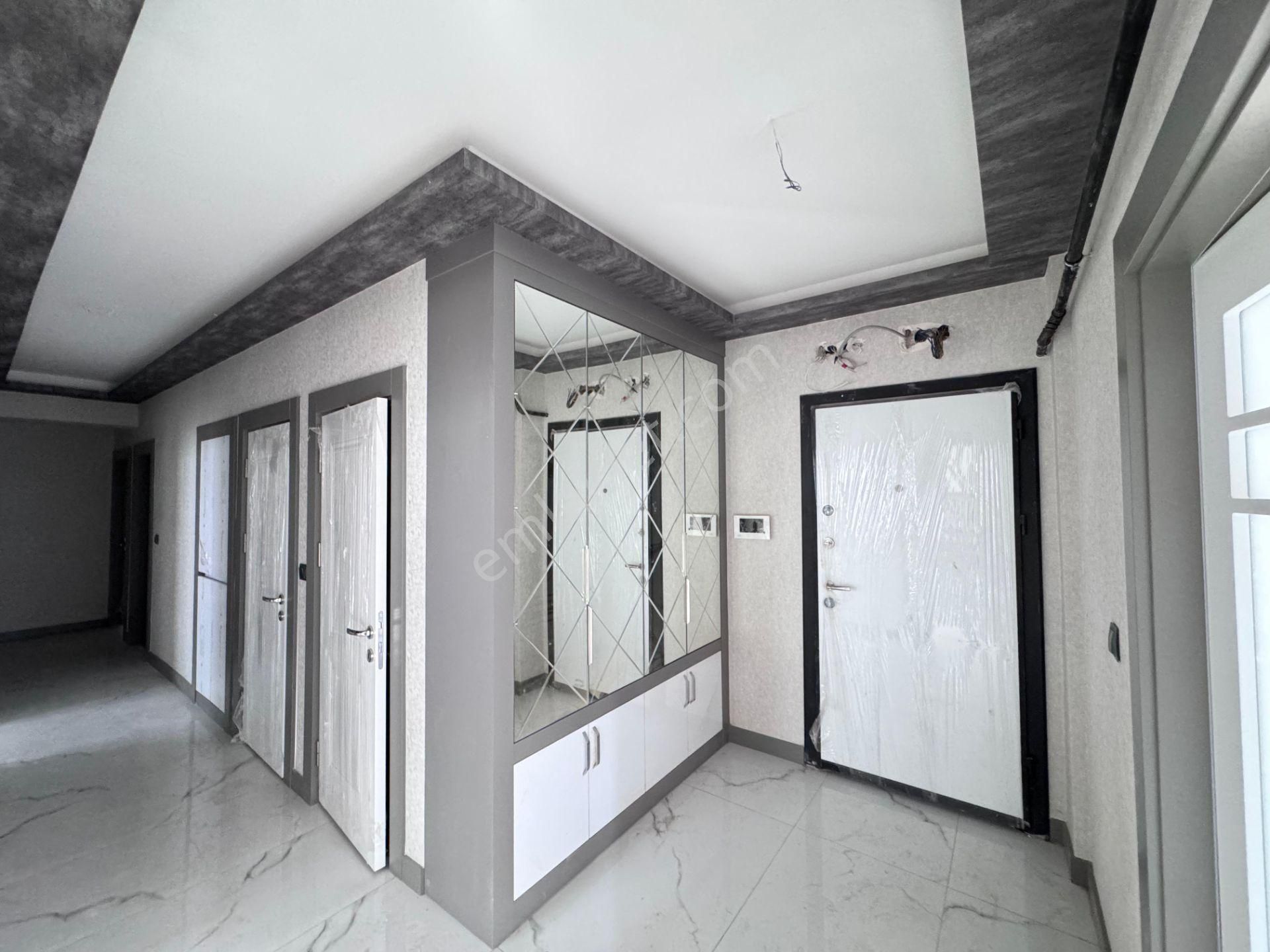 Yenikent Mustafa Kemal'de 4+1 Merkezde Ön Cephe Satılık Daire - Görsel 30