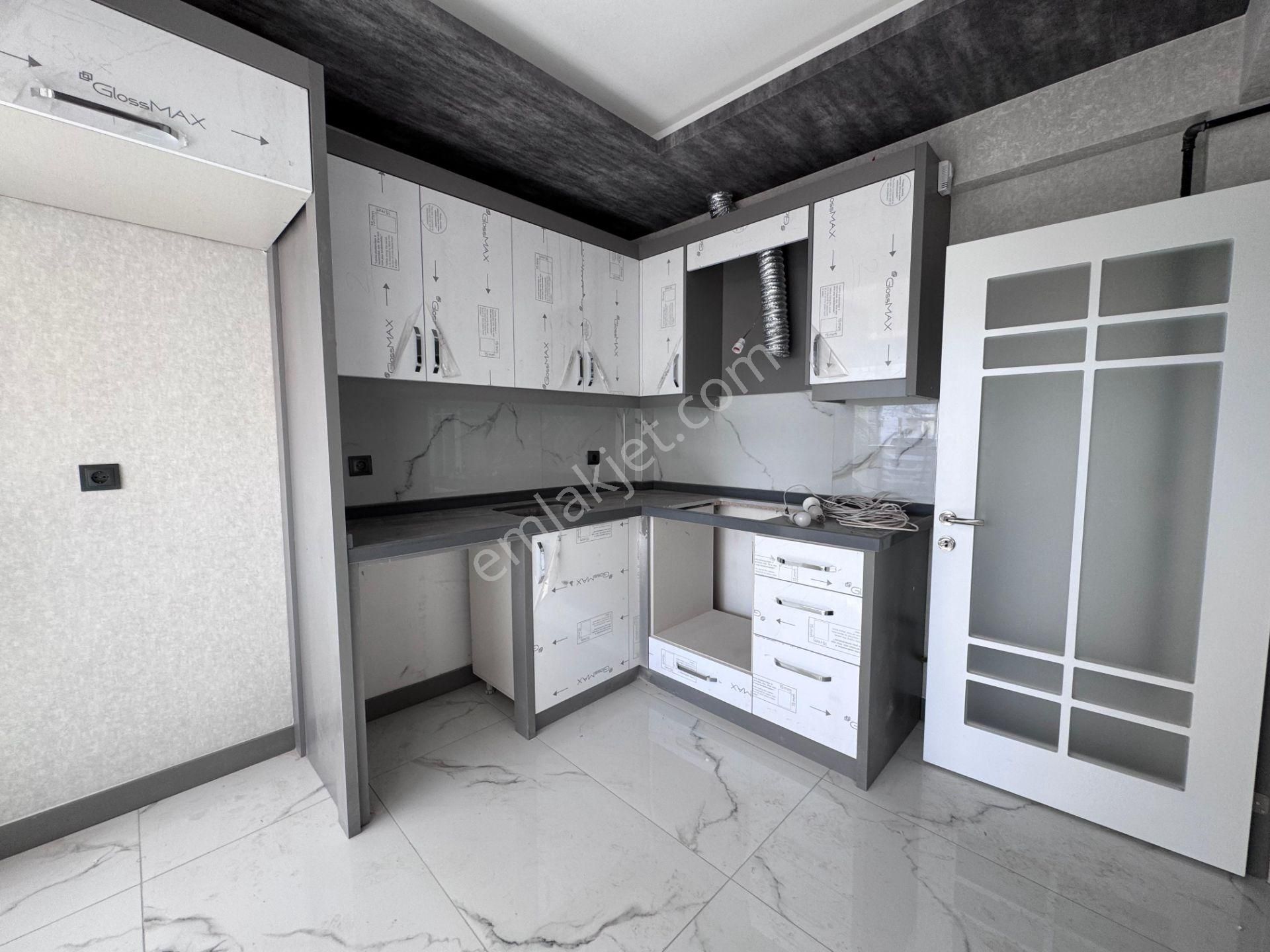 Yenikent Mustafa Kemal'de 4+1 Merkezde Ön Cephe Satılık Daire - Görsel 4