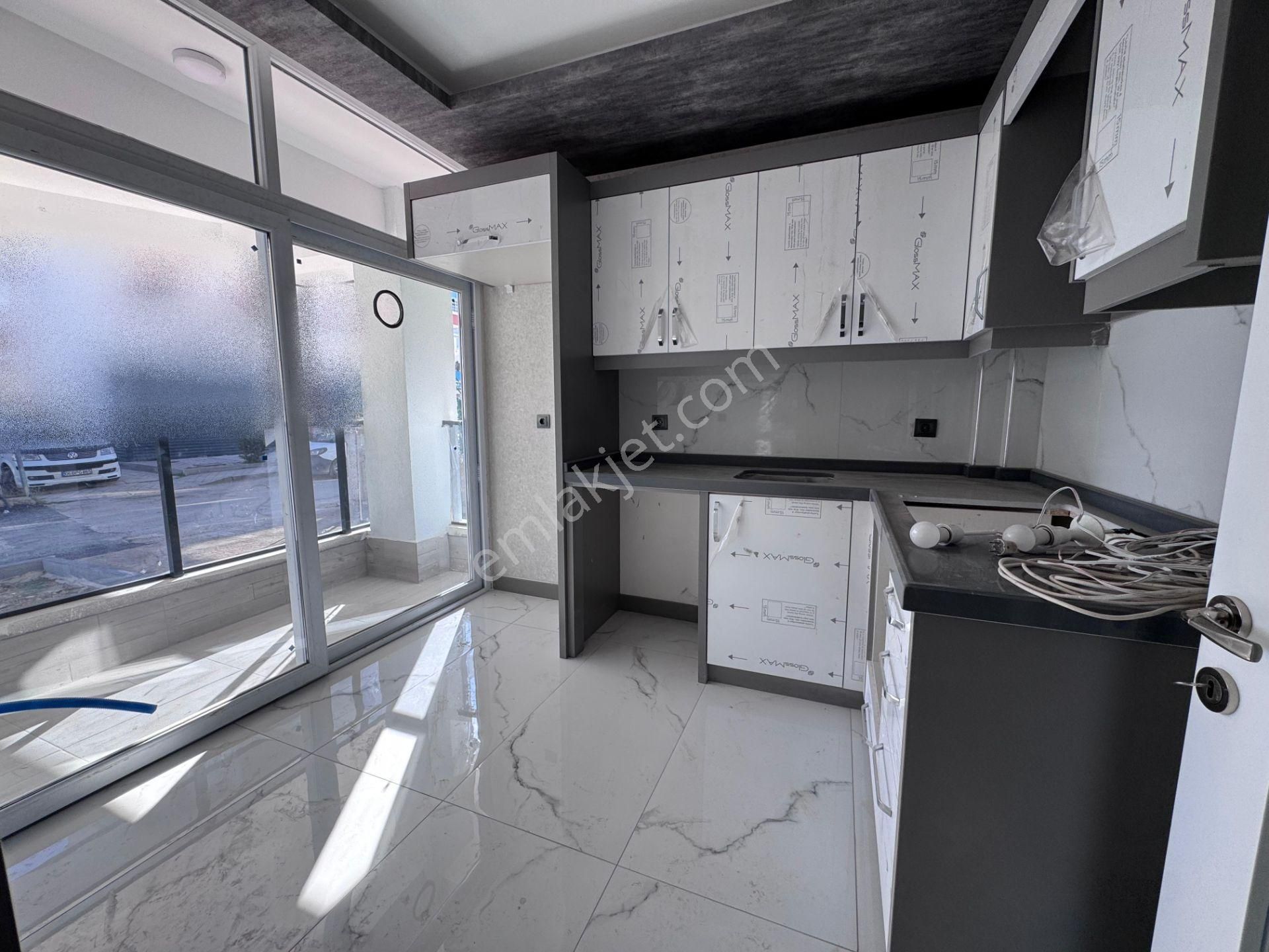 Yenikent Mustafa Kemal'de 4+1 Merkezde Ön Cephe Satılık Daire - Görsel 6