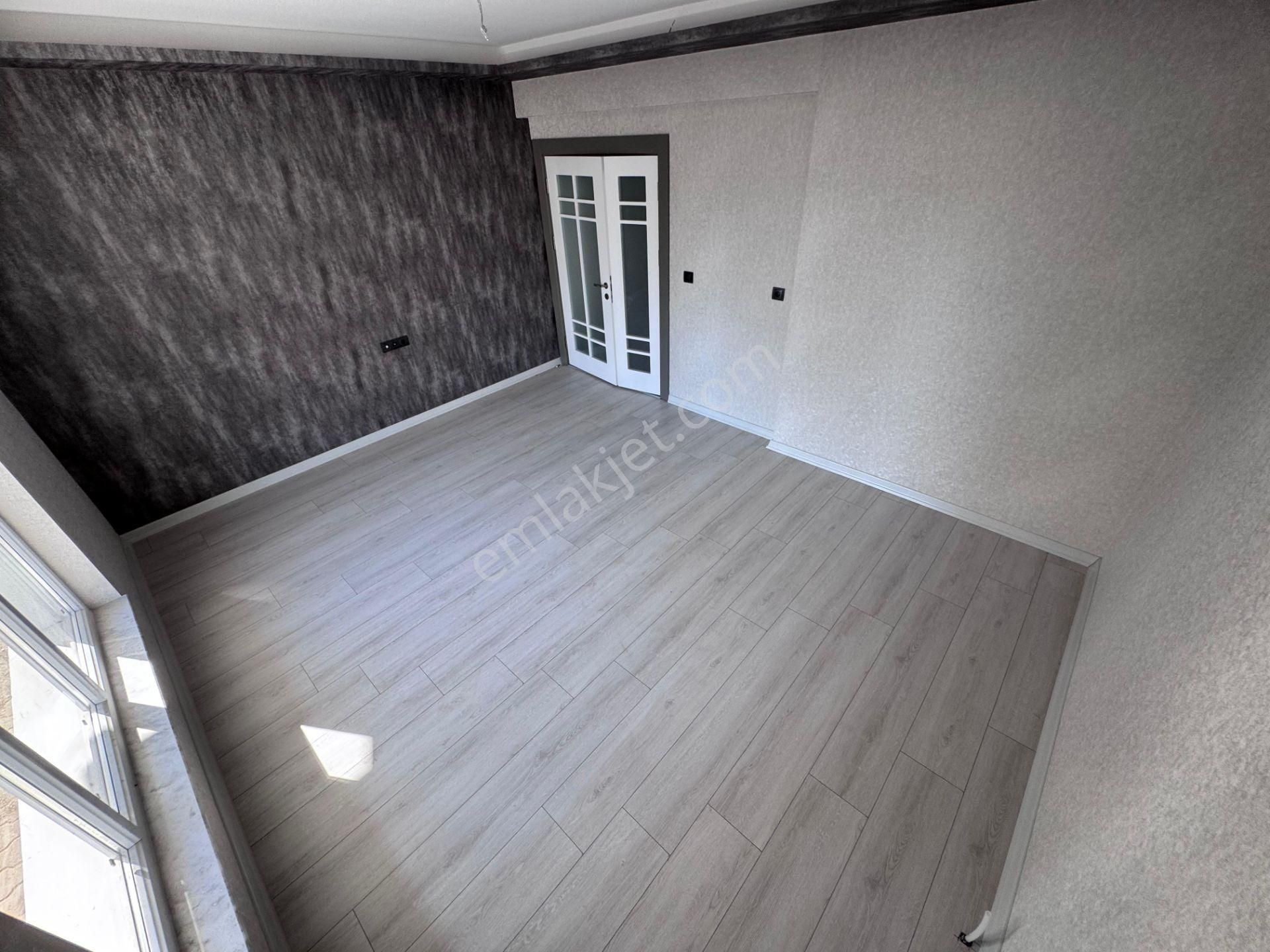 Yenikent Mustafa Kemal'de 4+1 Merkezde Ön Cephe Satılık Daire - Görsel 11