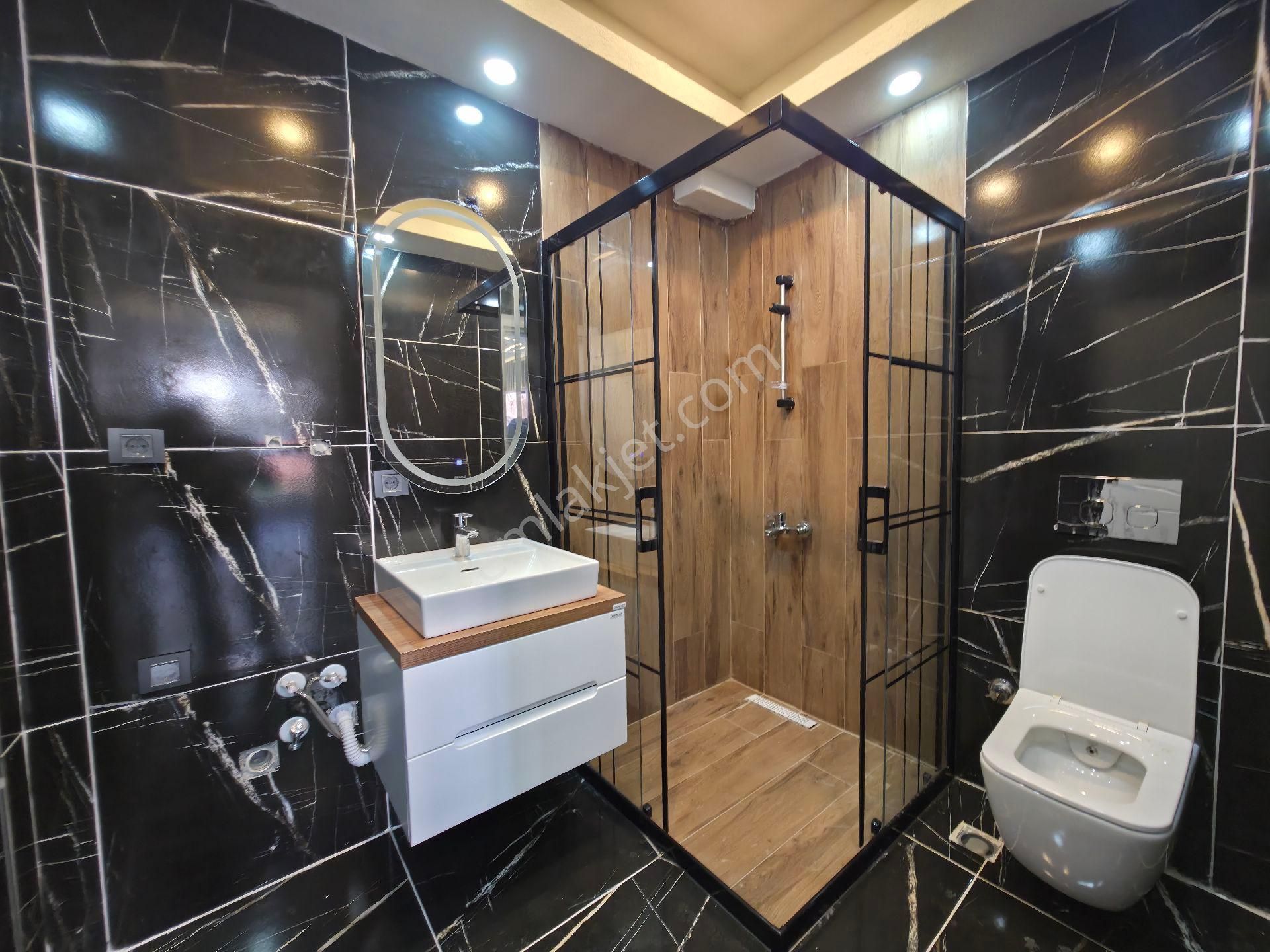 Merkezde,şık Tasarımlı 2+1 Daire