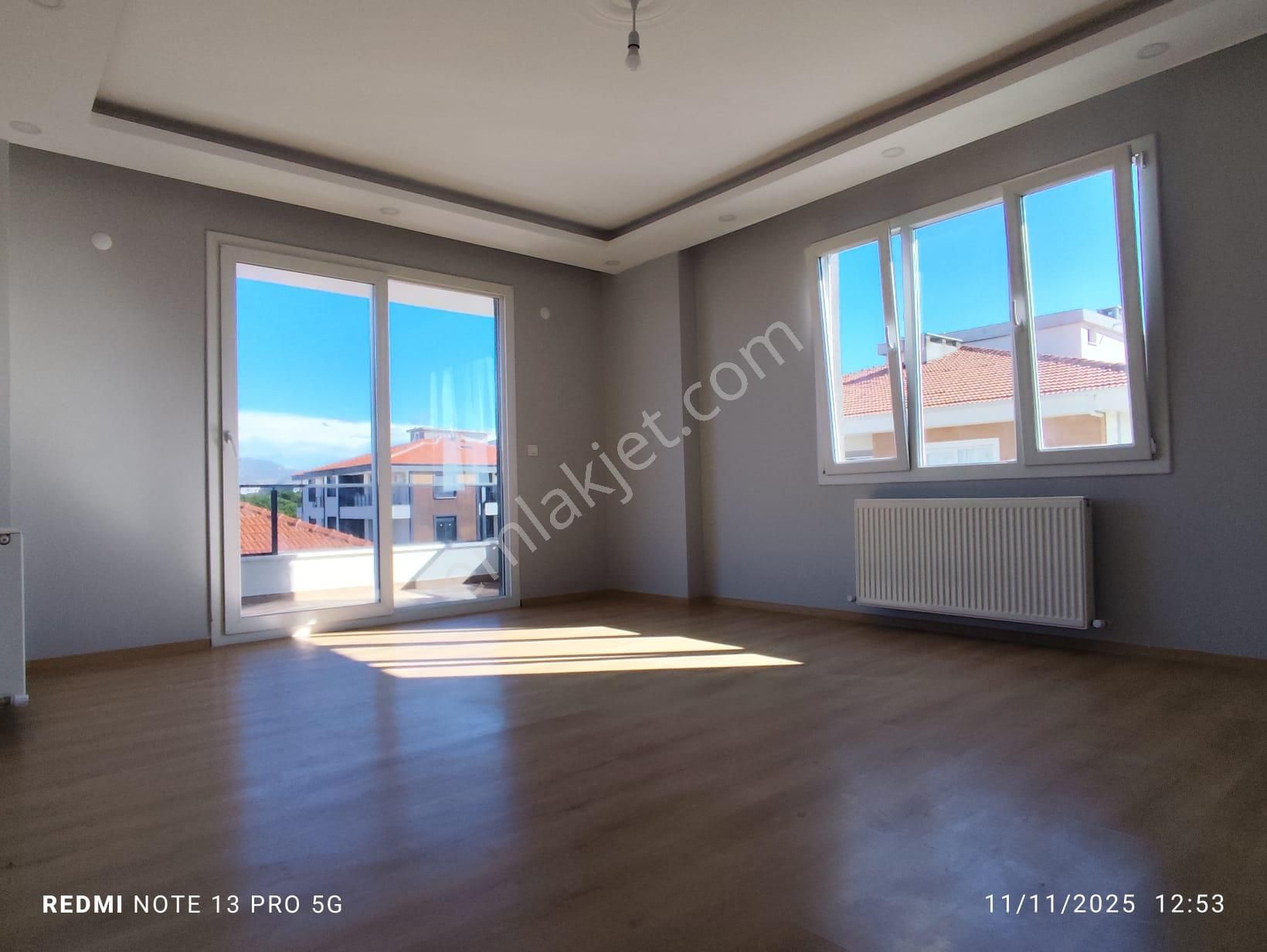 Ayvalık Altınovada 4 Katlı Binanın 4.katı: 2+1 Sıfır Lüks Daire - Görsel 15
