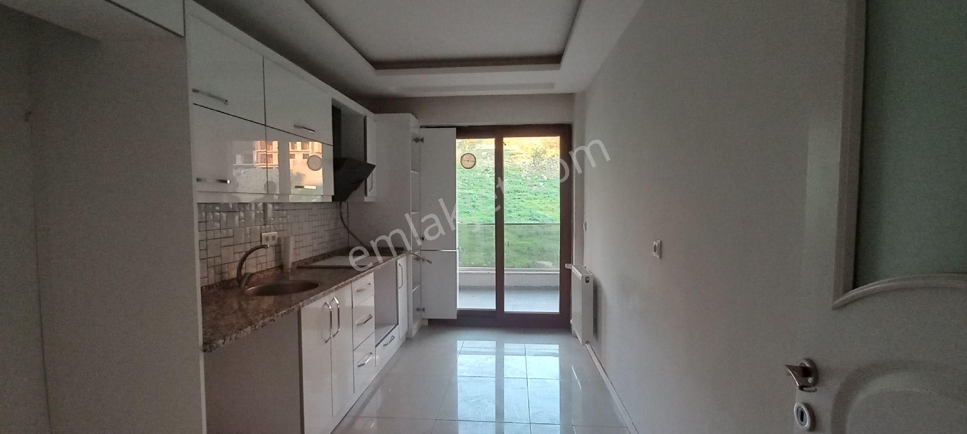 Çiğli Esentepe Mah 7 Yıllık Ebeveyin Banyolu Çift Balkonlu Daire - Görsel 6