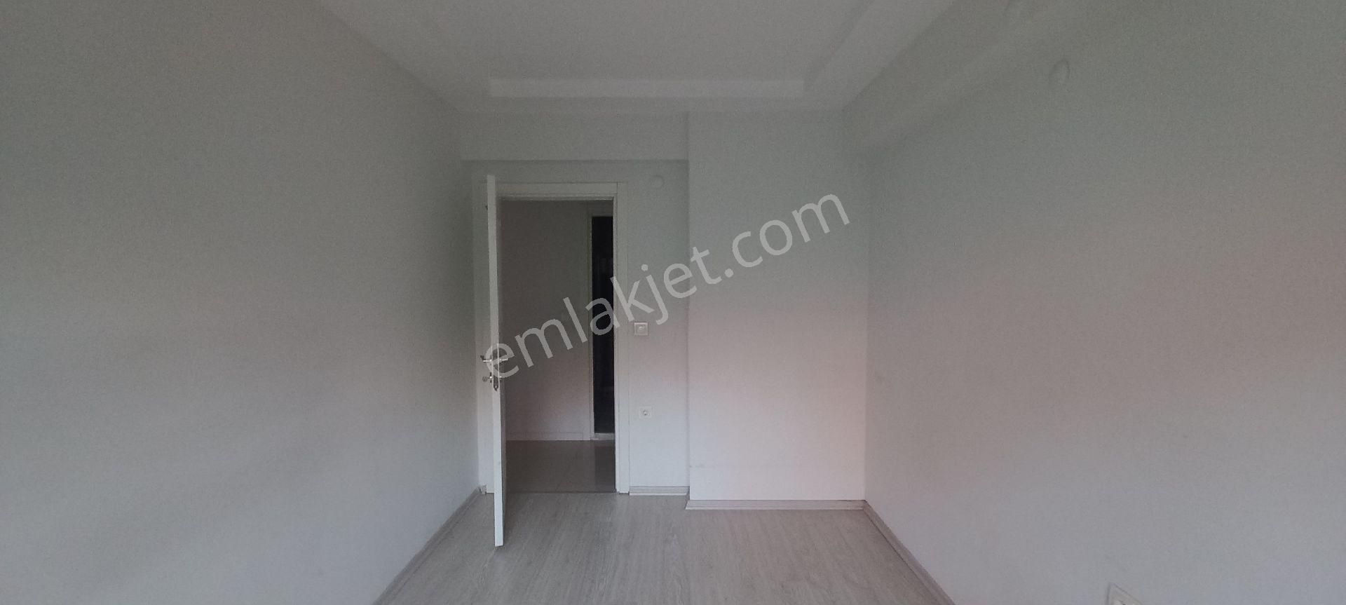 Çiğli Esentepe Mah 7 Yıllık Ebeveyin Banyolu Çift Balkonlu Daire - Görsel 18