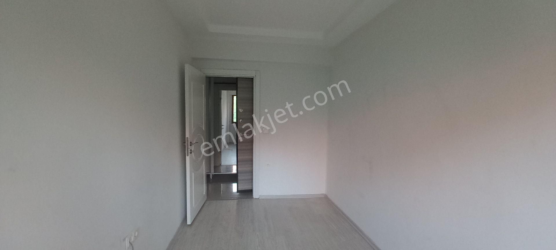 Çiğli Esentepe Mah 7 Yıllık Ebeveyin Banyolu Çift Balkonlu Daire - Görsel 16