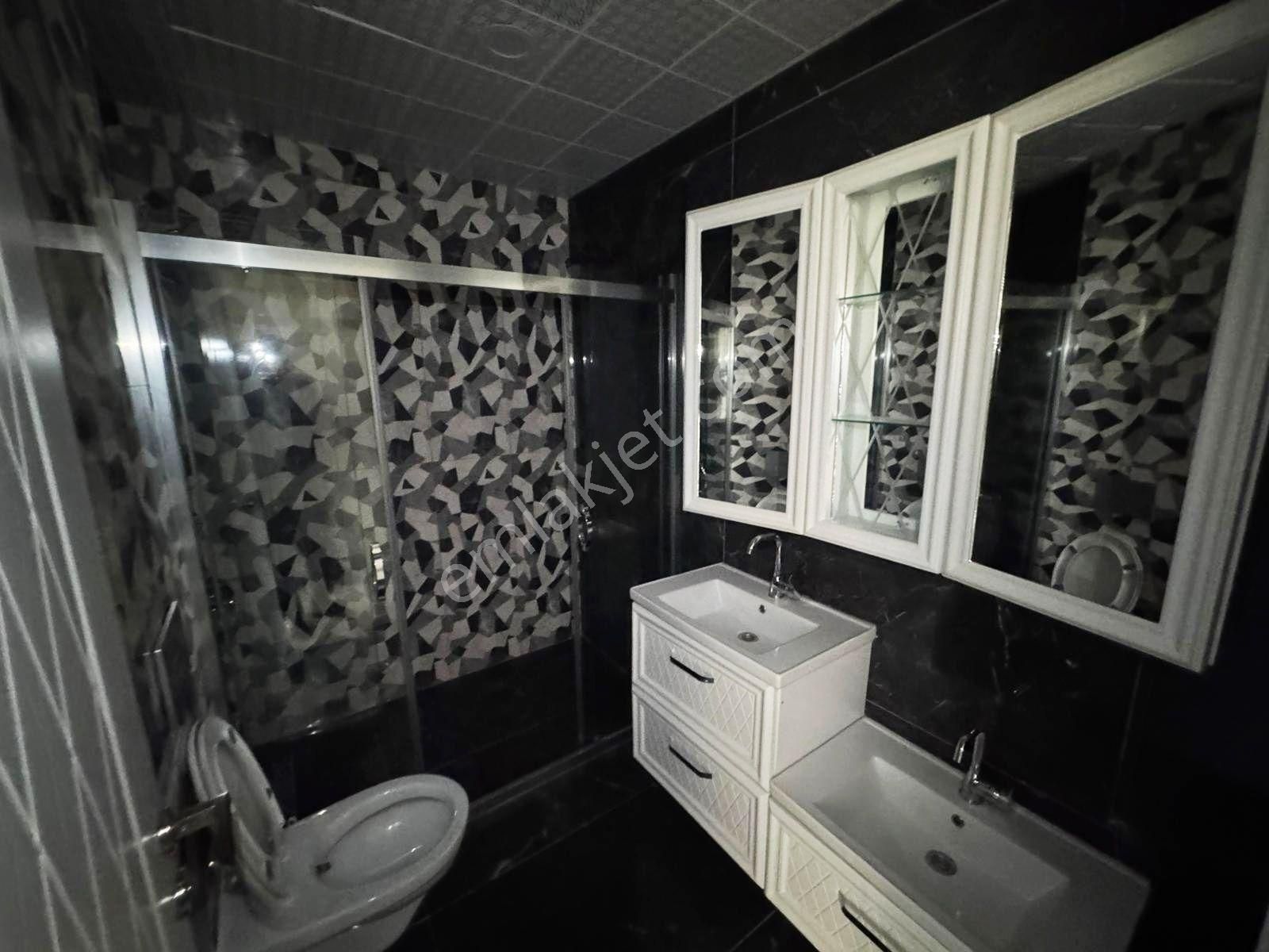 Ovacık'ta Bulvar Cephesile Ayrıcalıklı Modern Dizayn 3.5+1 - Görsel 22