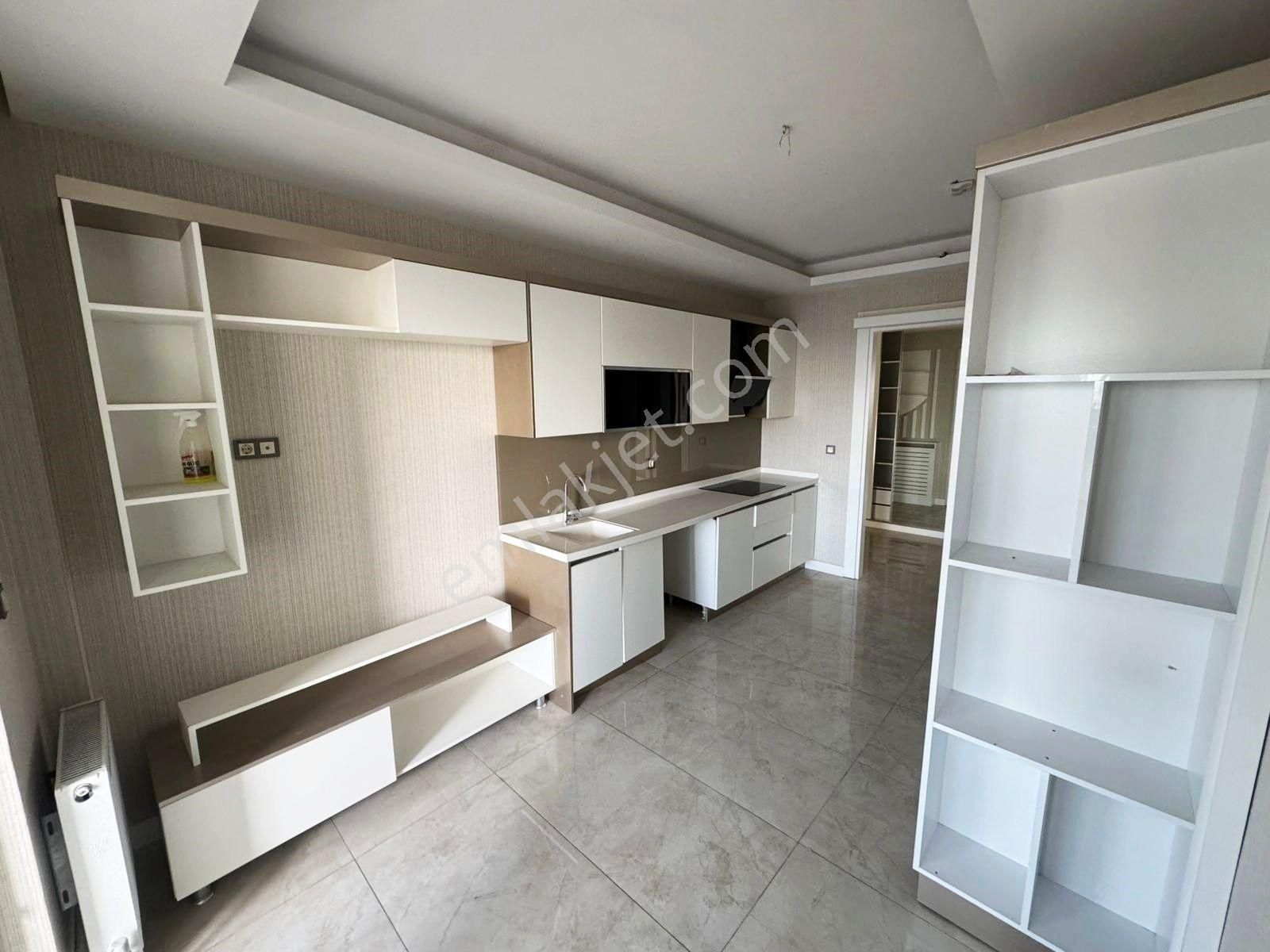 Ovacık'ta Bulvar Cephesile Ayrıcalıklı Modern Dizayn 3.5+1 - Görsel 2