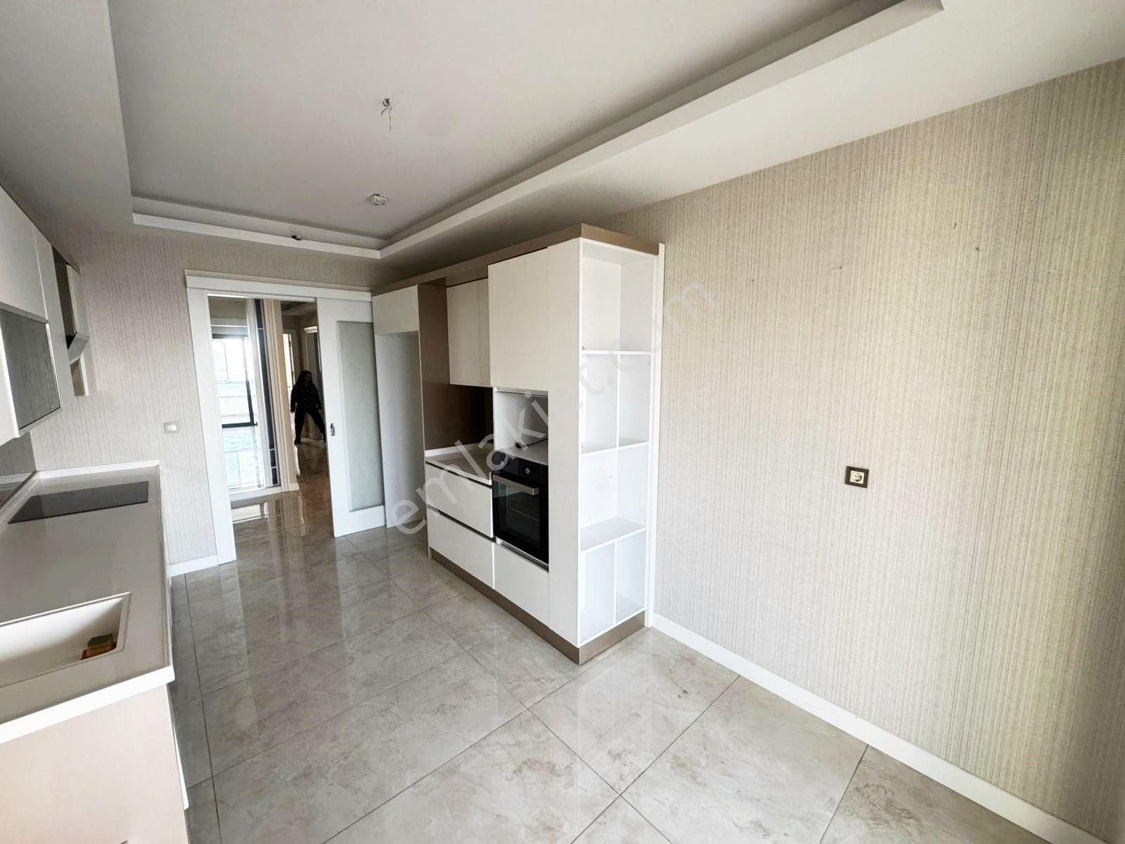 Ovacık'ta Bulvar Cephesile Ayrıcalıklı Modern Dizayn 3.5+1 - Görsel 4