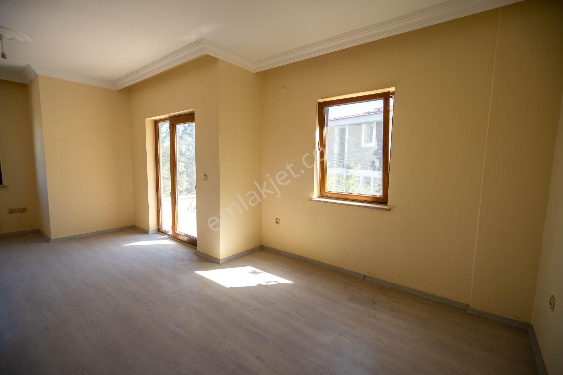 Datça Merkezde Satılık Deniz Gören Müstakil 3+1tripleks 180m2 Villa - Görsel 17