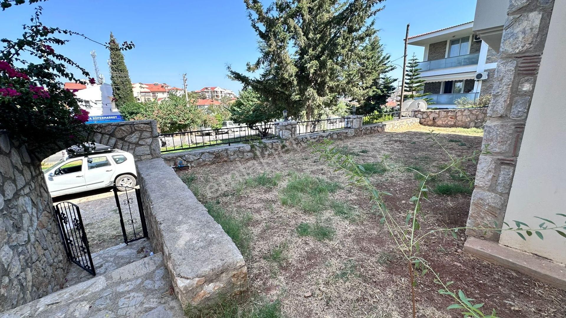 Datça Merkezde Satılık Deniz Gören Müstakil 3+1tripleks 180m2 Villa - Görsel 4