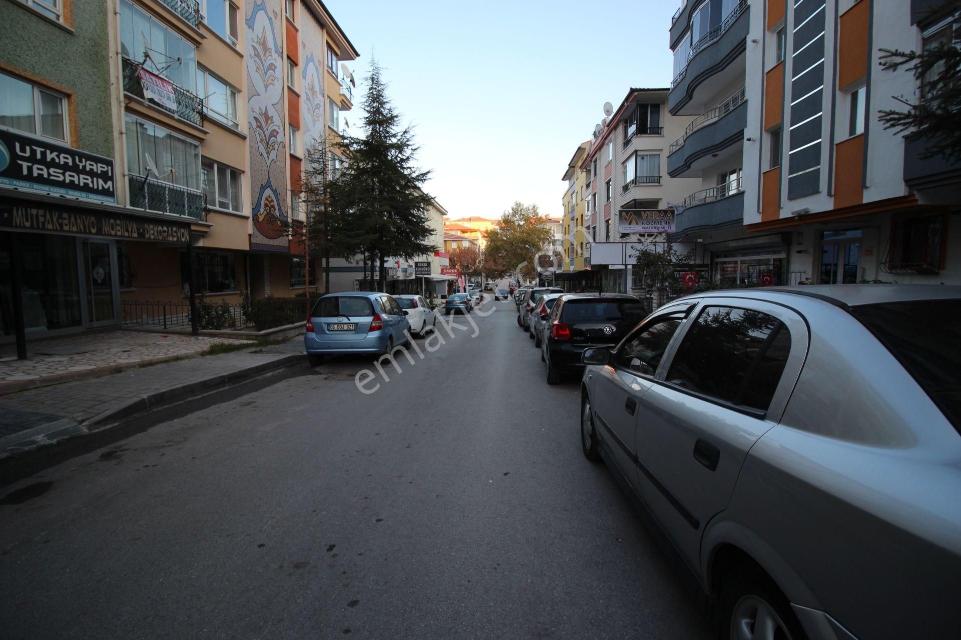 Emre Emlak'tan Atakent'de 14.cadde Yanı Satılık Dükkan - Görsel 16