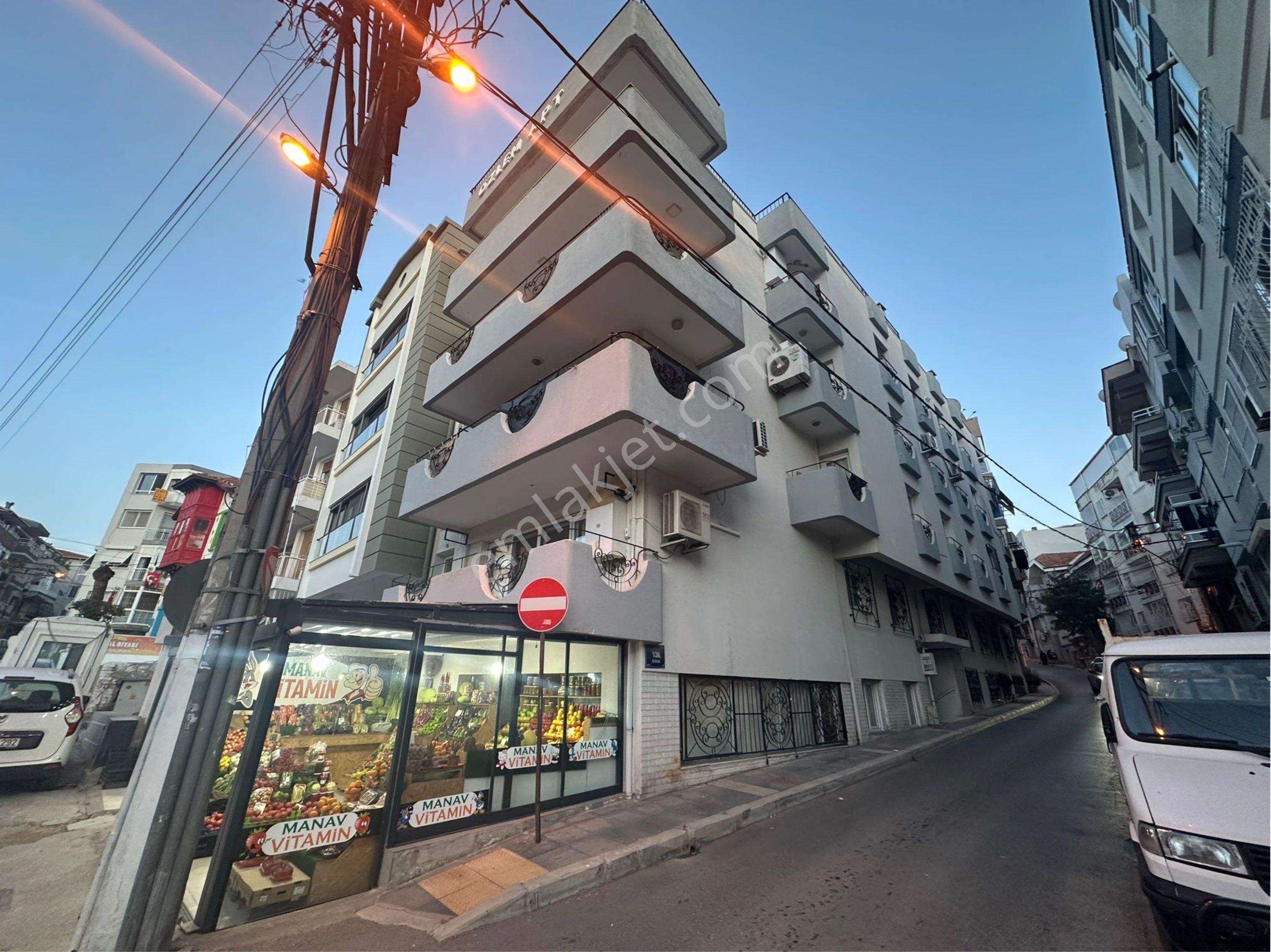 Hatay Behçet Uz Parkı Yanında 2+1 95m2 Arakat Temiz Bakımlı Köşe Daire - Görsel 21