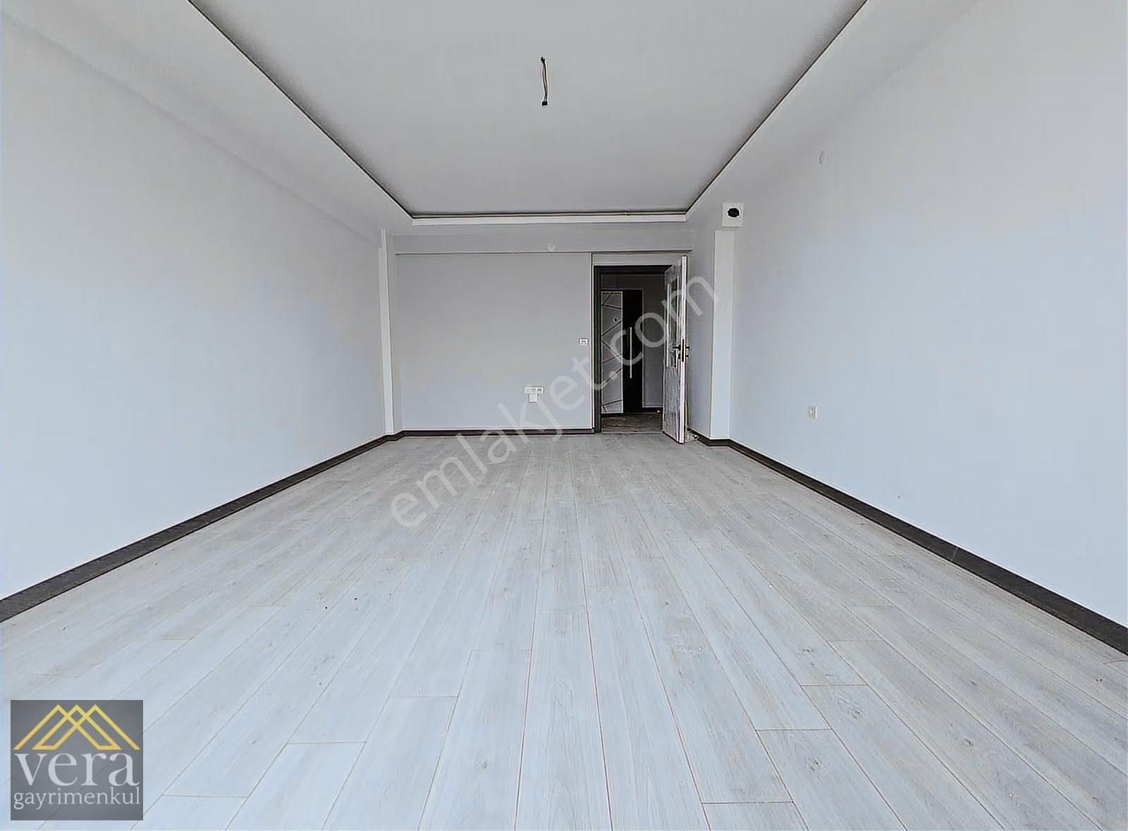 Karapürçek'de Ara Kat Ön Cephe Sıfır Kiralık 3+1 Daire - Görsel 15