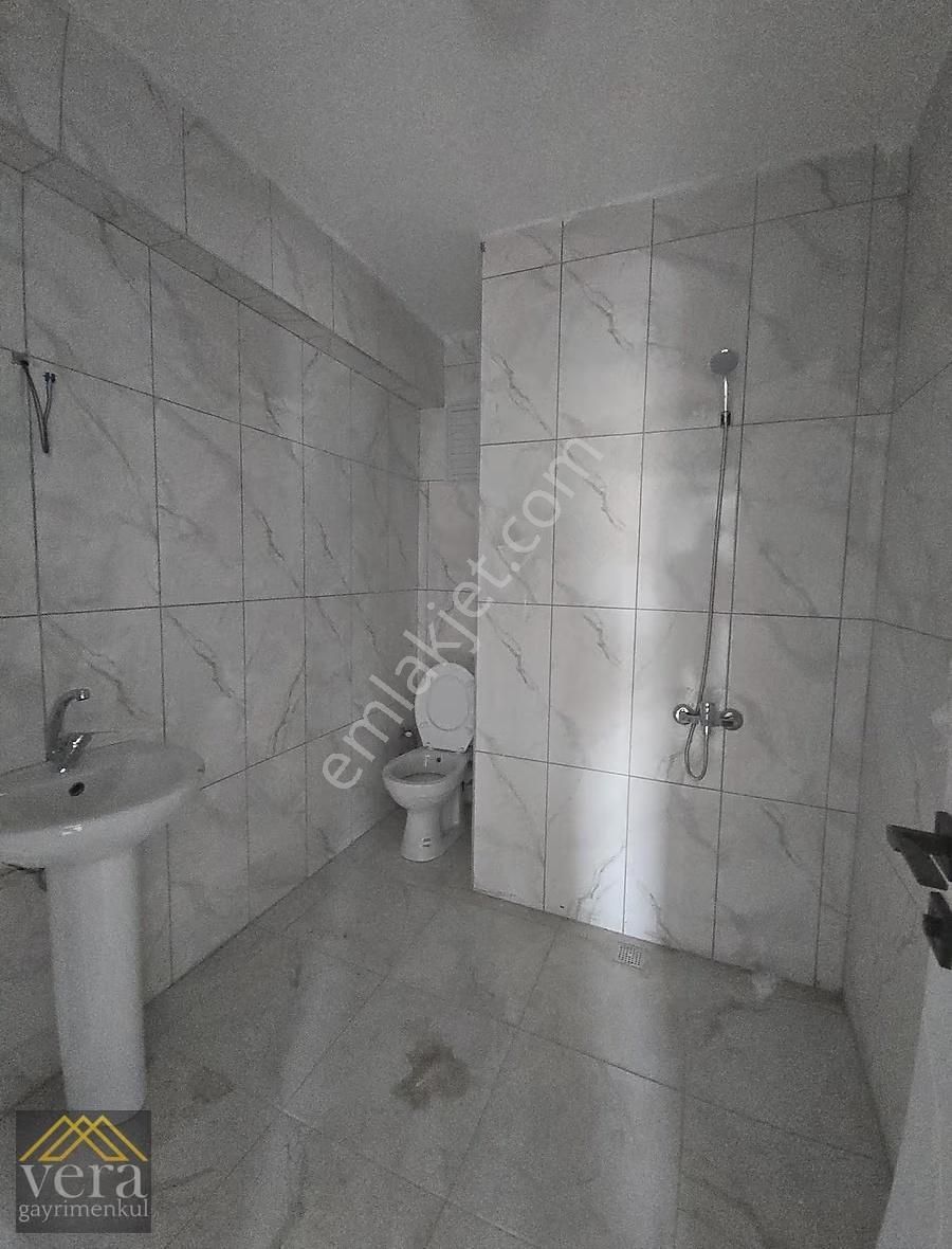 Karapürçek'de Ara Kat Ön Cephe Sıfır Kiralık 3+1 Daire - Görsel 8