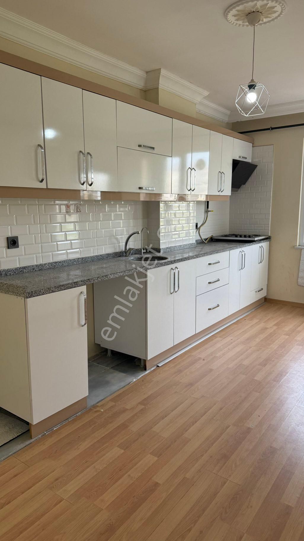 Bağlık Mahallesinde Satılık 2+1 Daire