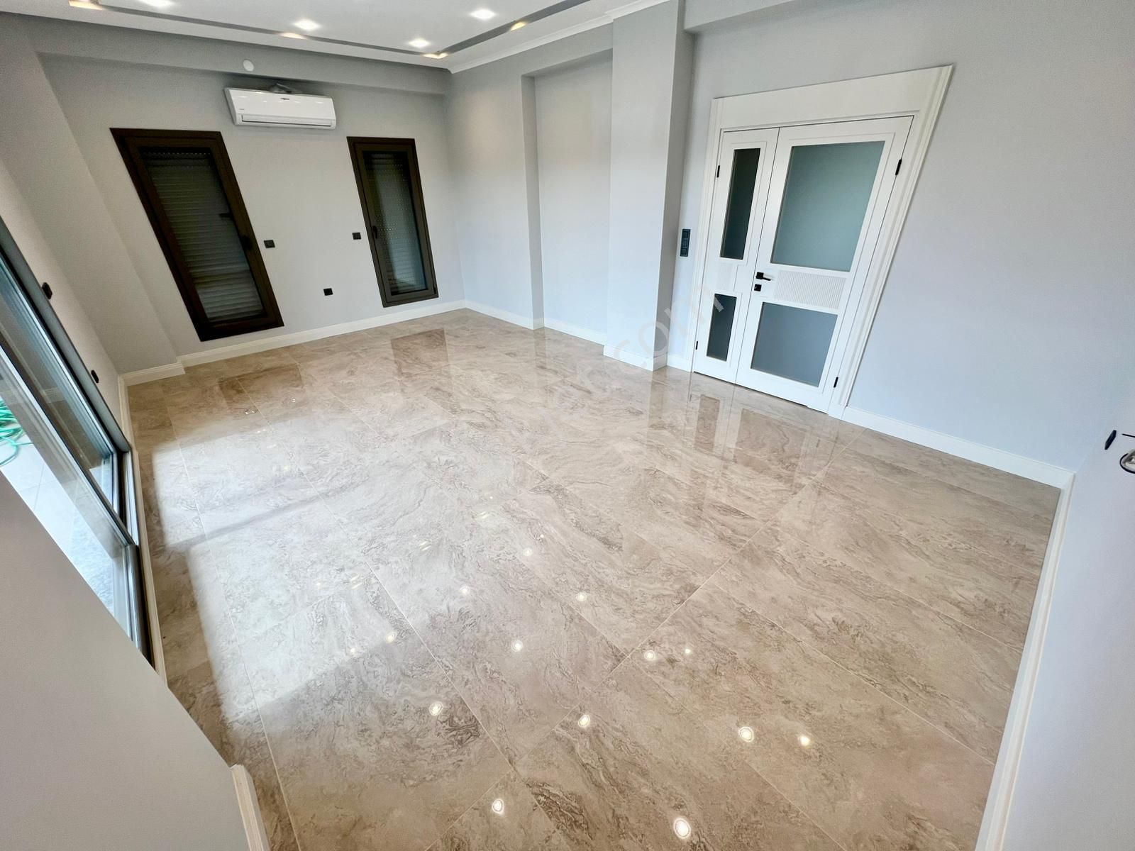 ✅✅alçınar Emlaktan Tek Başına Havuzlu Deniz Manzaralı 4+1 Villa - Görsel 15