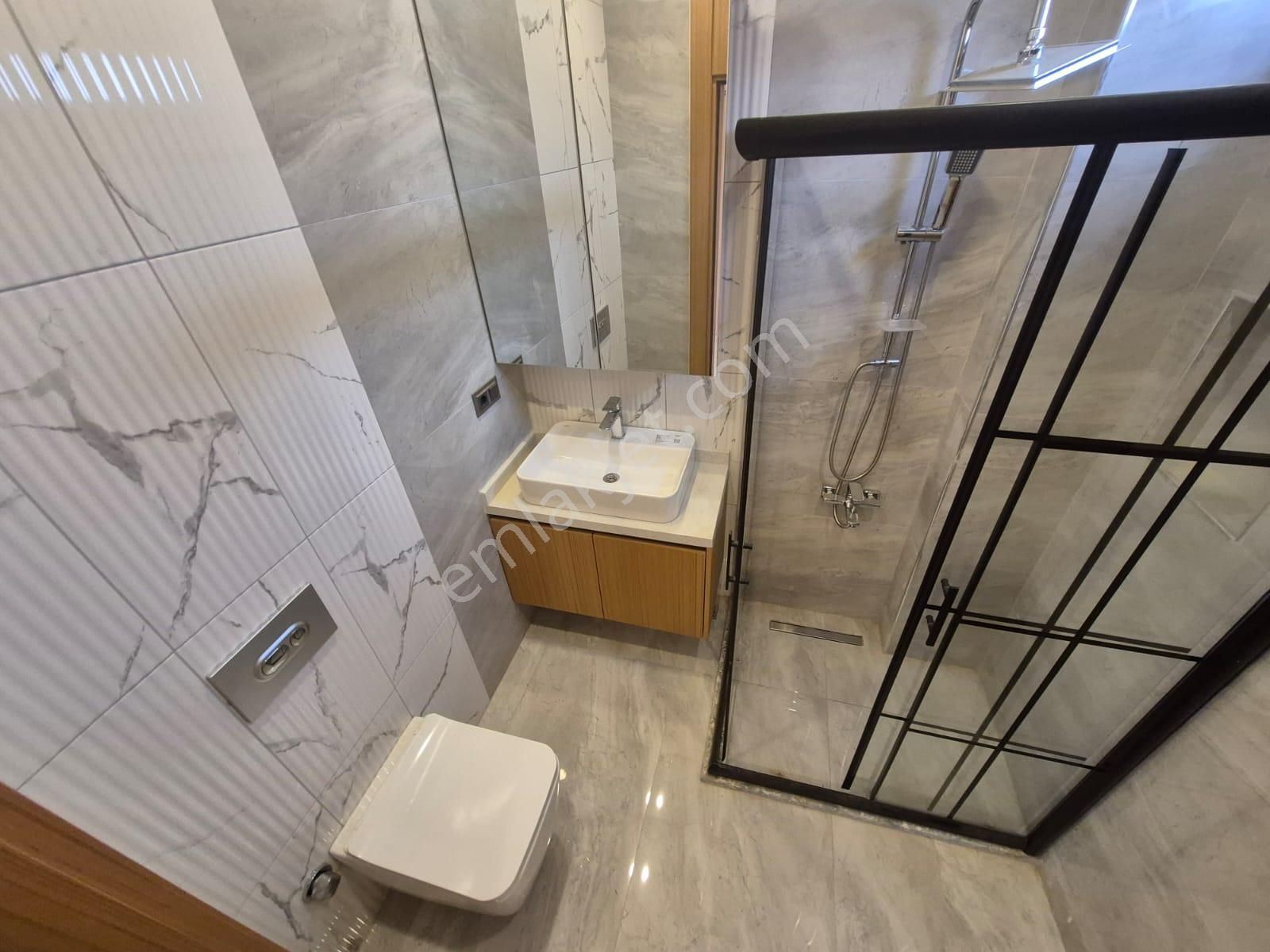 Poyraz Gayrimenkul'den Güre'de Satılık Ultra Lüks Tek Müstakil Villa - Görsel 35