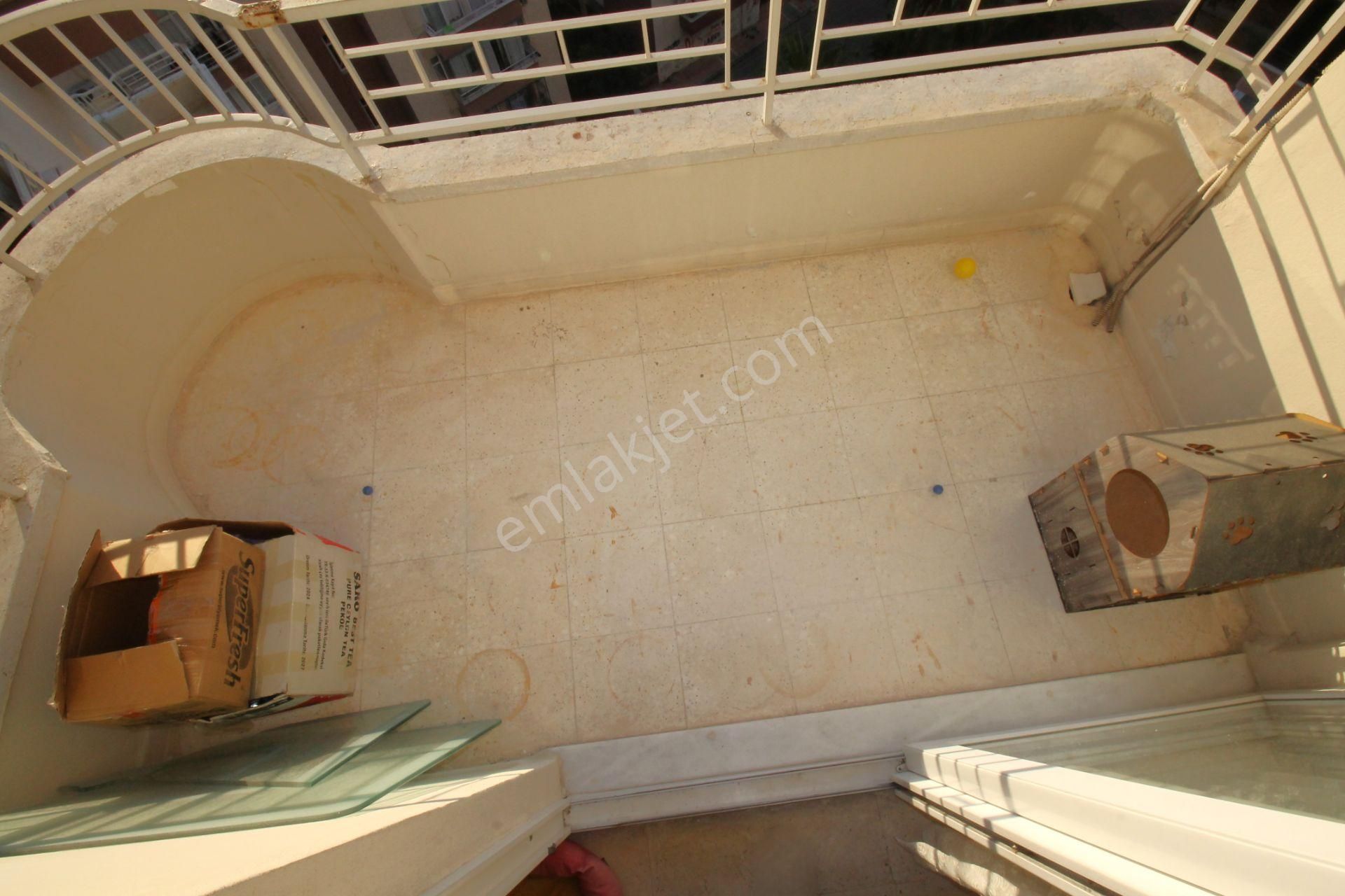 Retro’dan Vipol Civarı Site İçi Dokunuşlarınızla Tarz Yaratacağınız Geniş 3+1 - Görsel 12